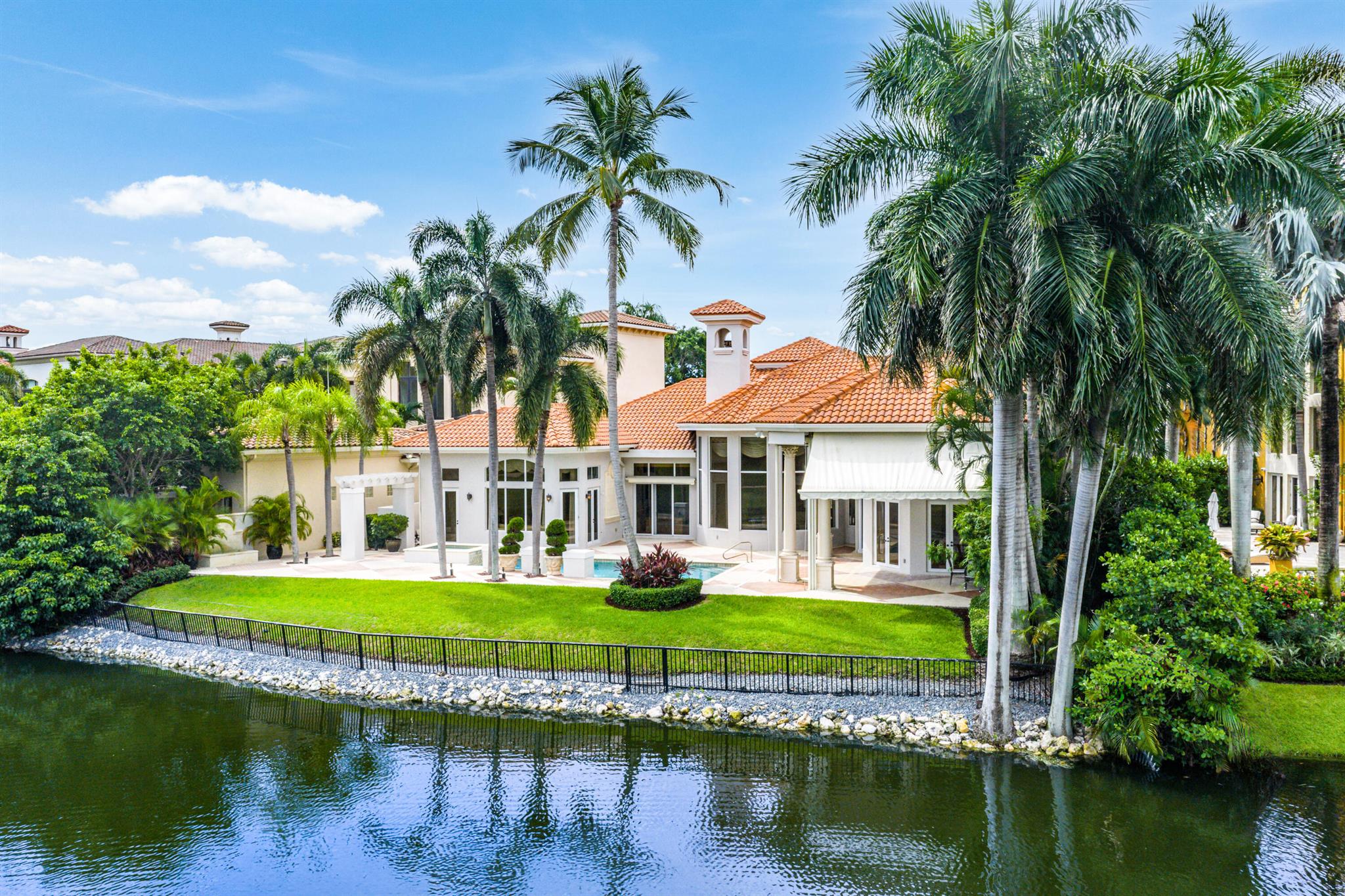 MIZNER LAKE ESTATES - Residential