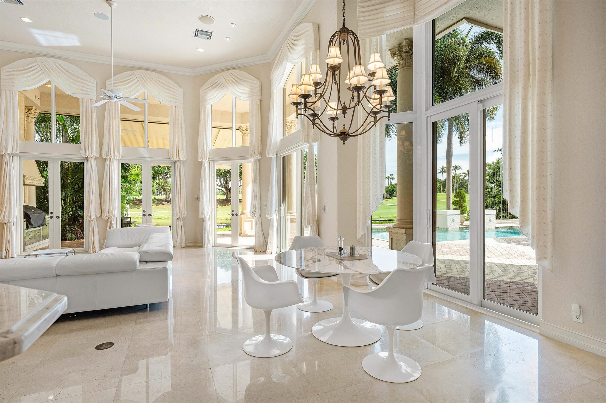 MIZNER LAKE ESTATES - Residential