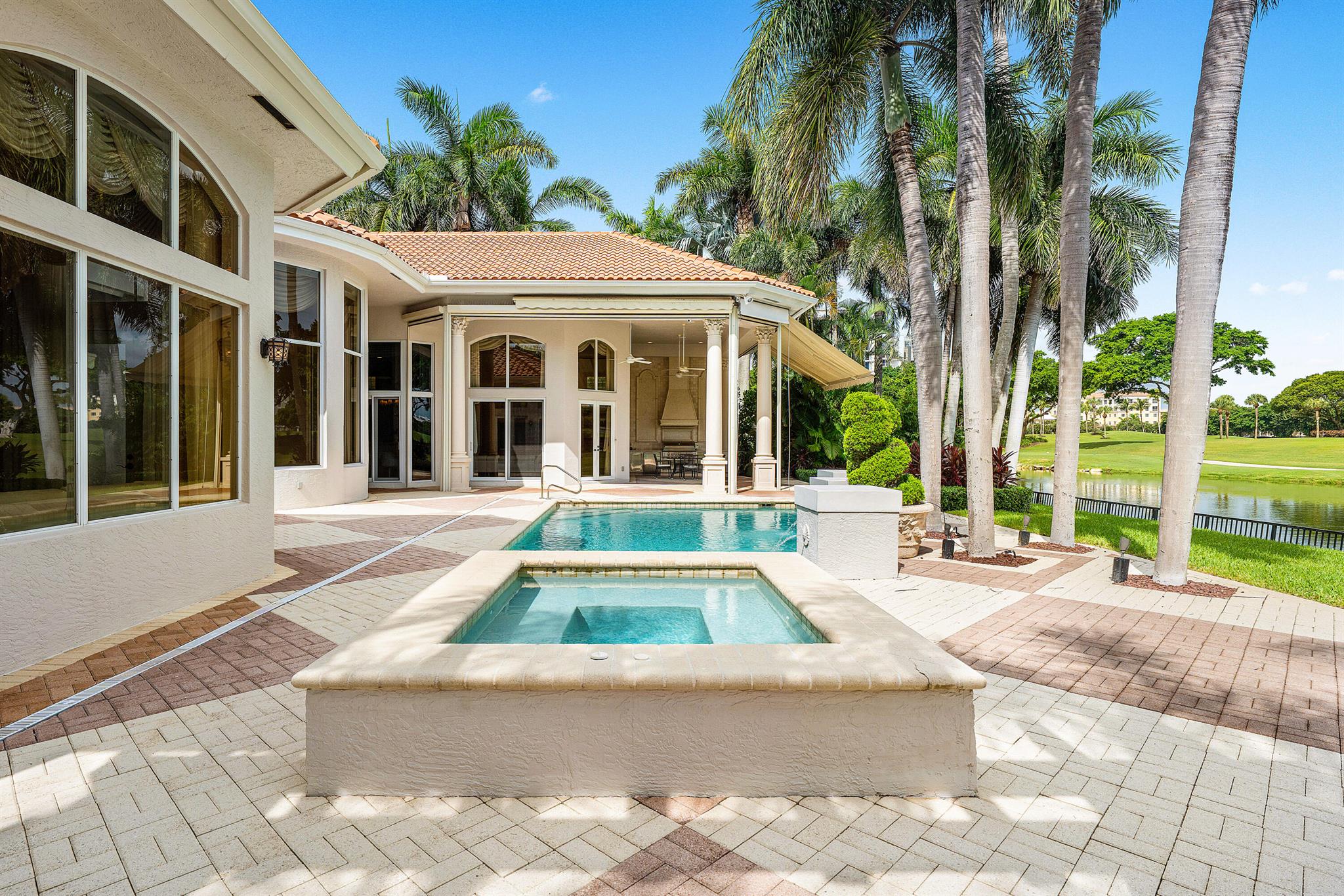 MIZNER LAKE ESTATES - Residential