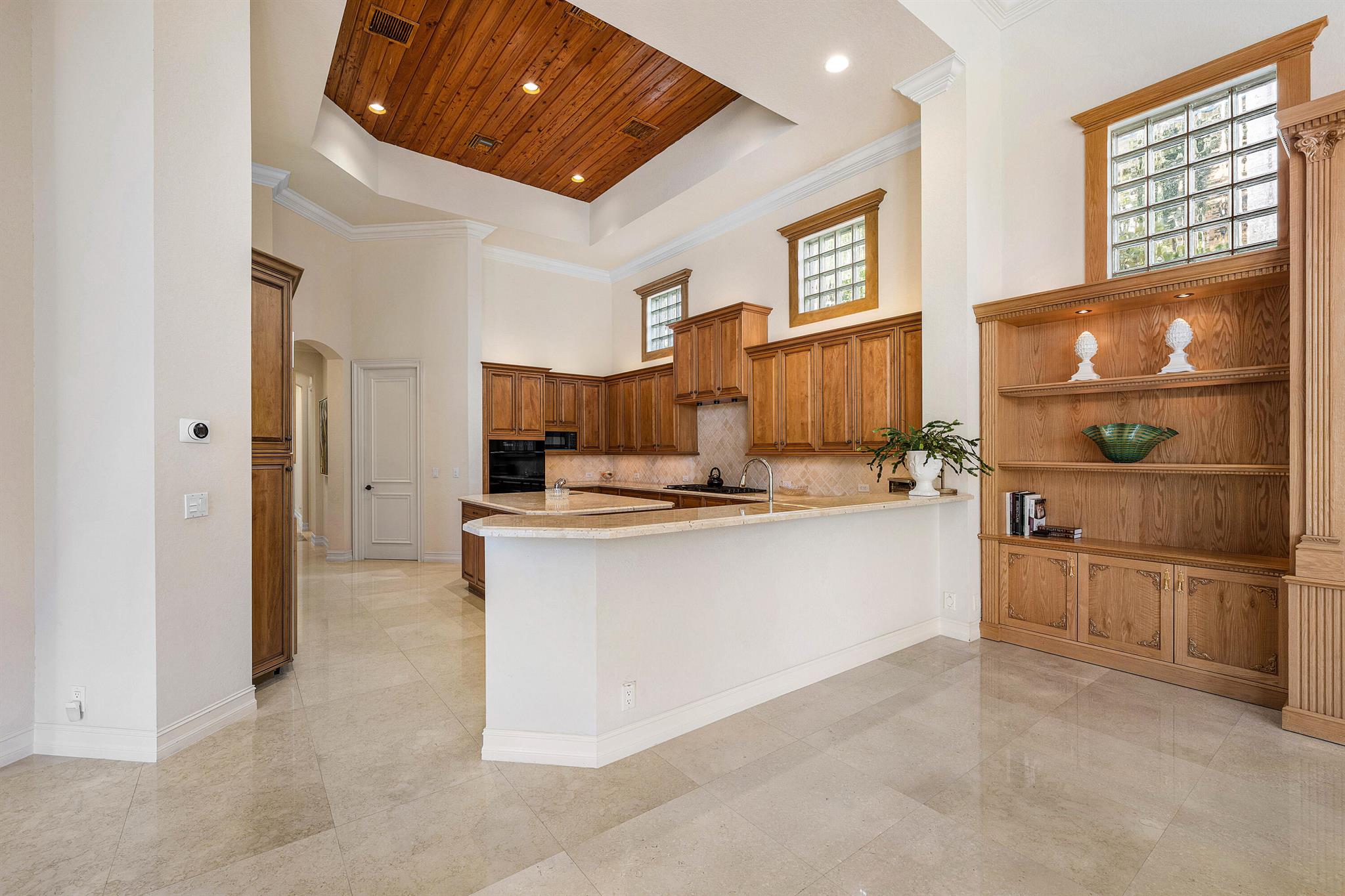 MIZNER LAKE ESTATES - Residential