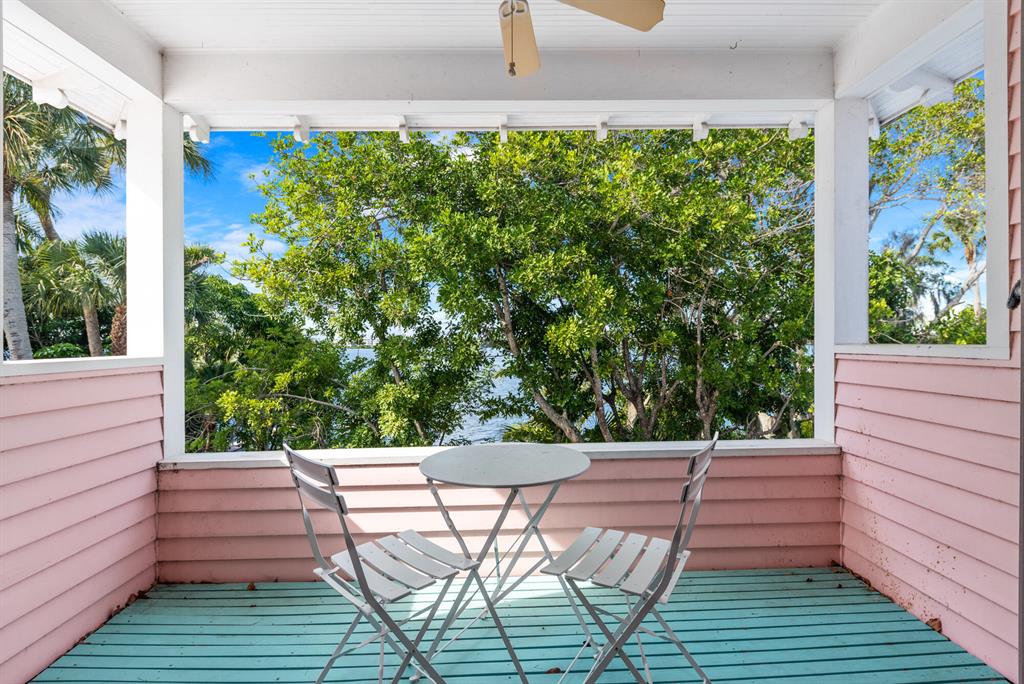 RIVER POINT - Residential