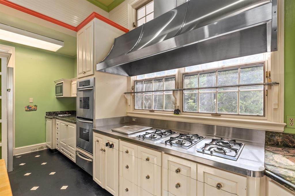 RIVER POINT - Residential