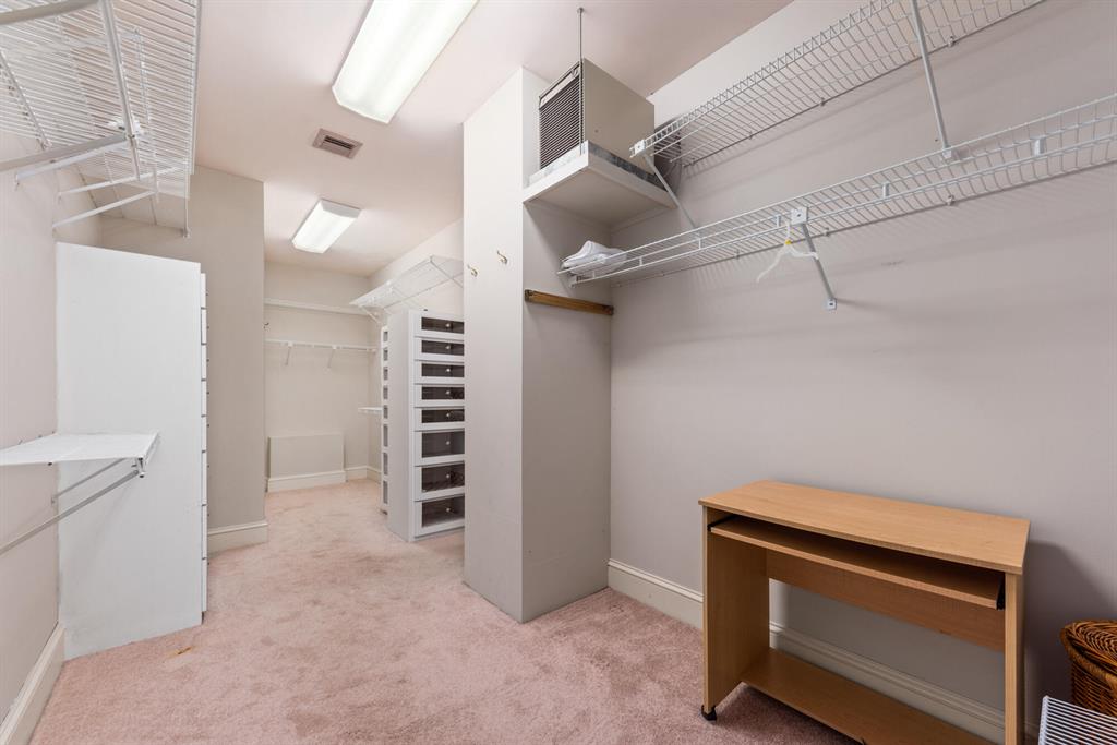 RIVER POINT - Residential