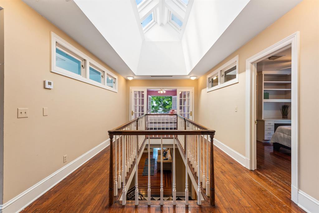 RIVER POINT - Residential