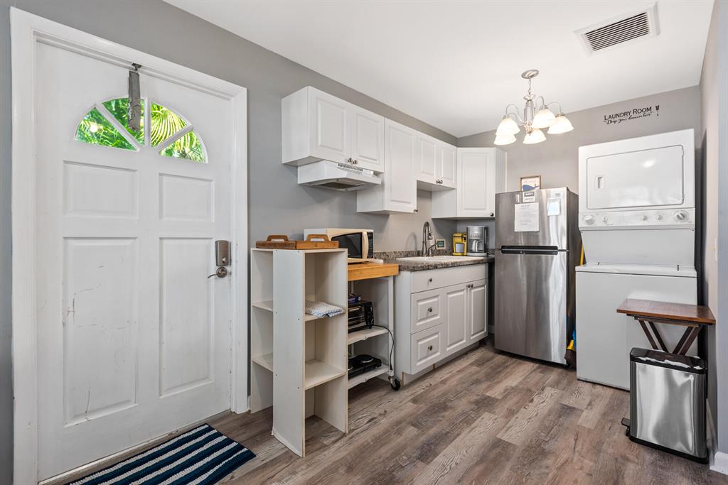 RIVER POINT - Residential