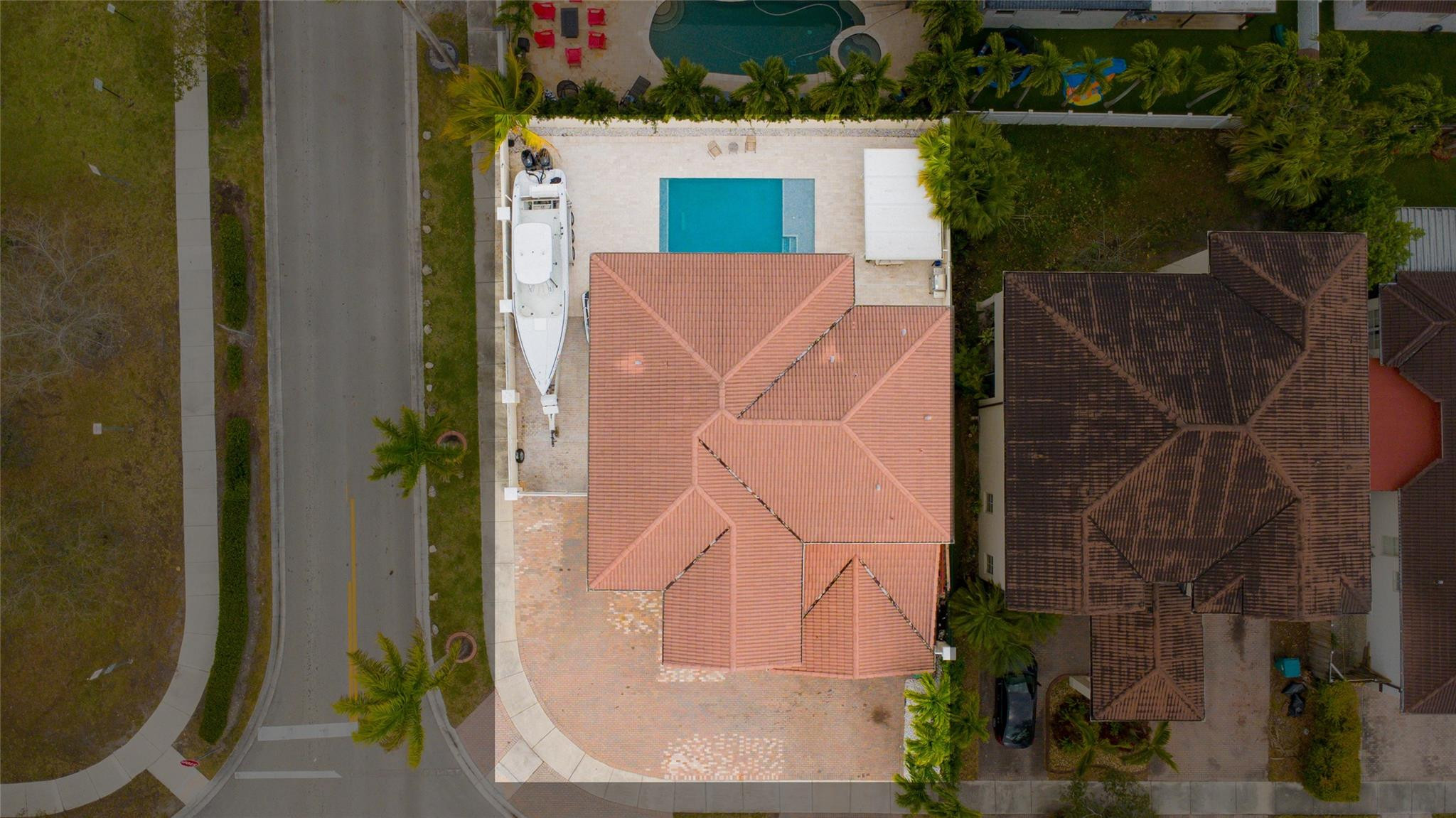 CENTURY GARDENS - Residential