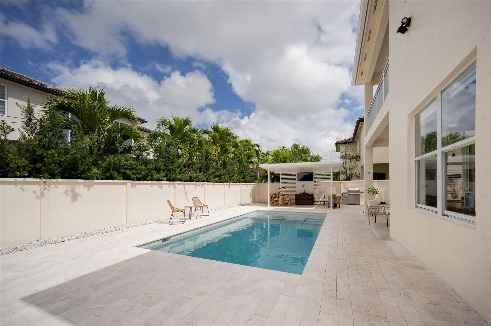 CENTURY GARDENS - Residential