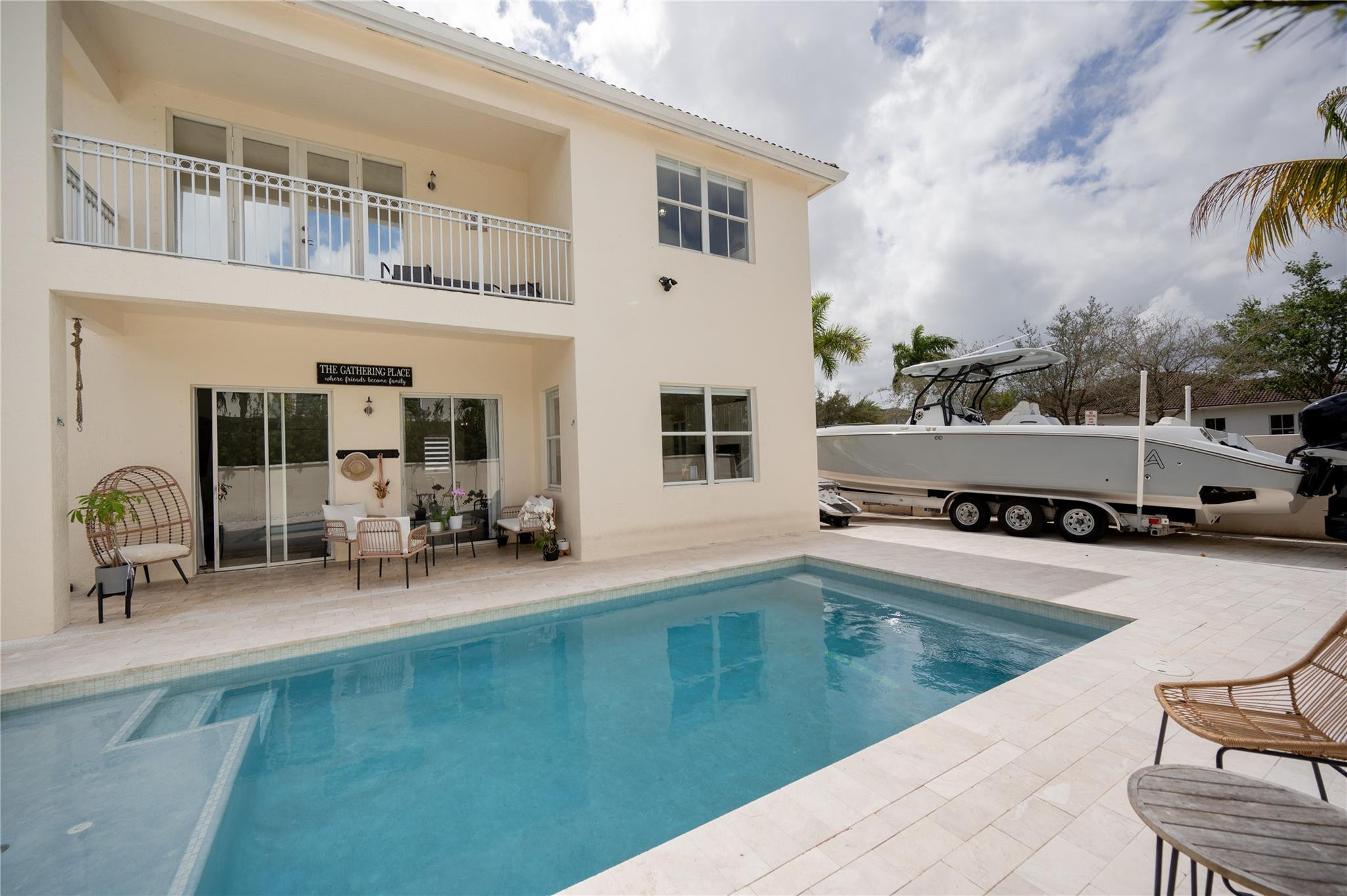 CENTURY GARDENS - Residential