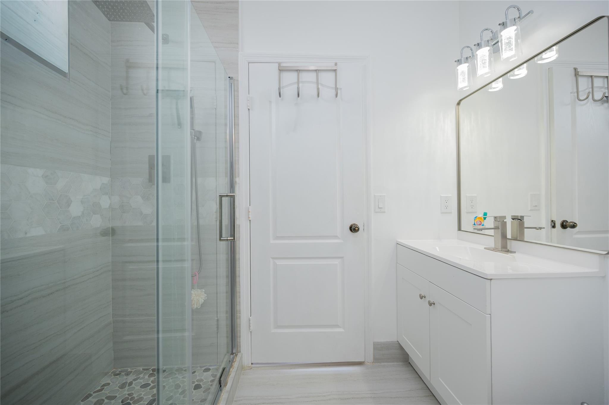 CENTURY GARDENS - Residential