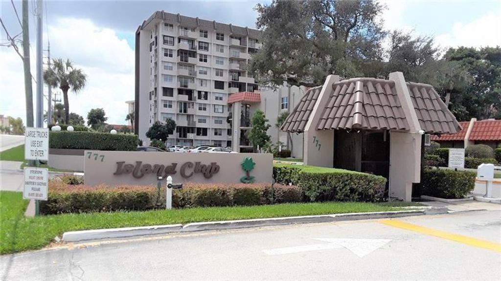 Photo of 777 S Federal Hwy #917C, Pompano Beach, FL 33062 (MLS # F10266036)