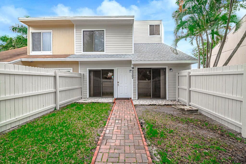 Photo of 9227 Green Meadows Way, Palm Beach Gardens, FL 33418 (MLS # R11149371)