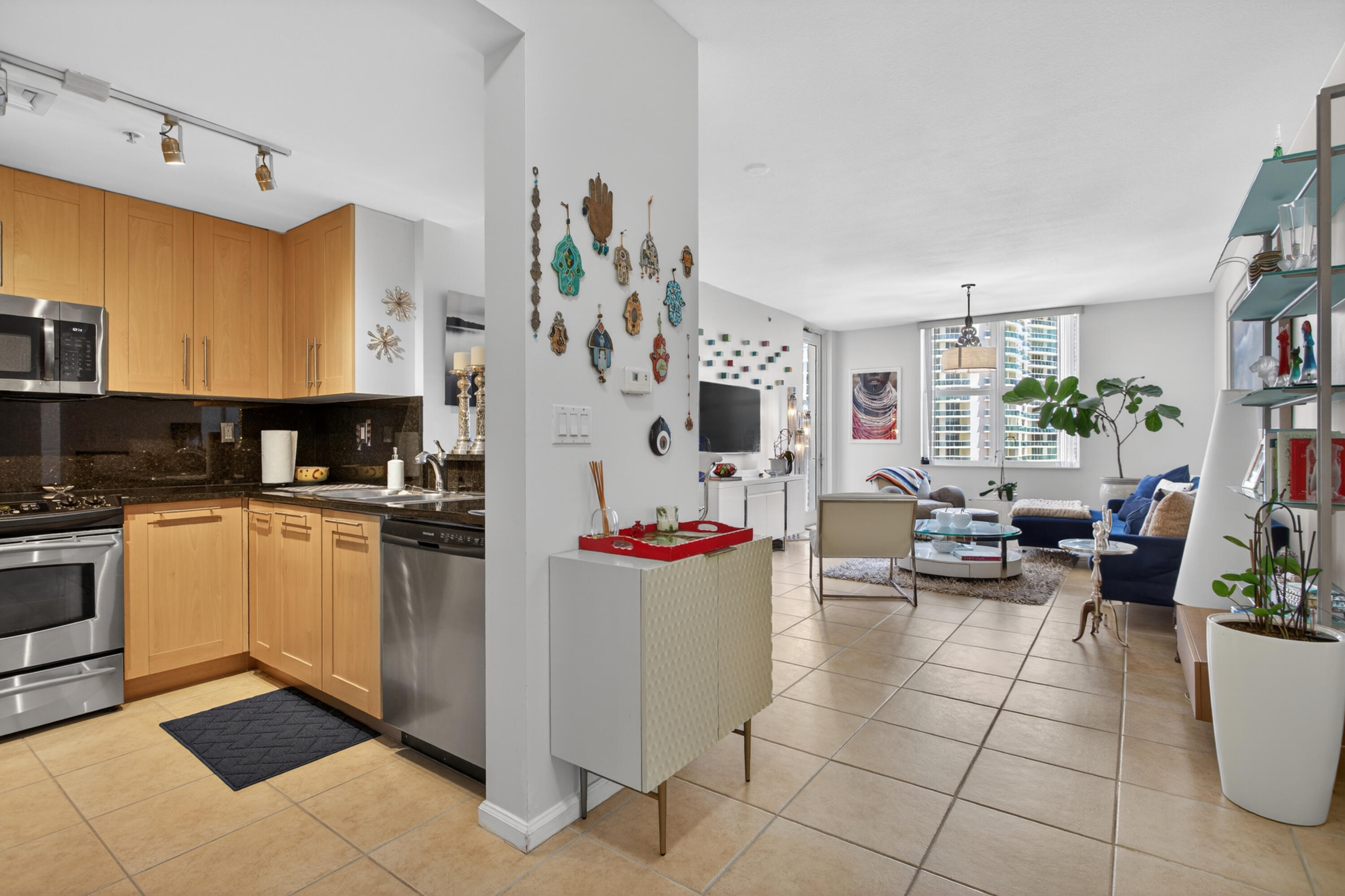 511 SE 5th Avenue 1102