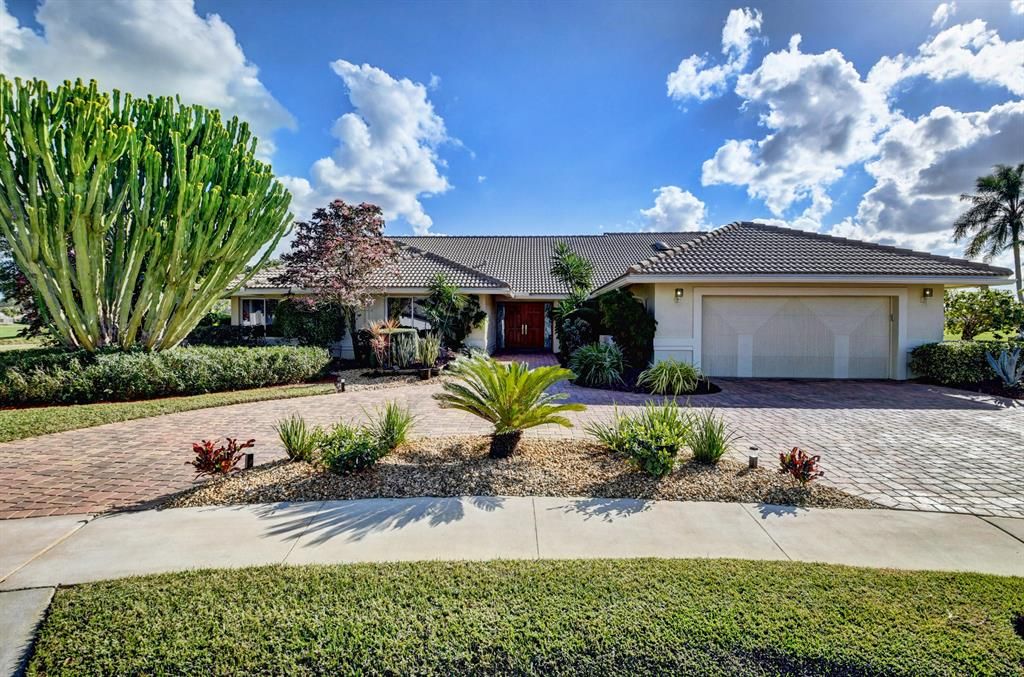 Photo of 10740 River Glenn Drive, Boca Raton, FL 33428 (MLS # R10690682)