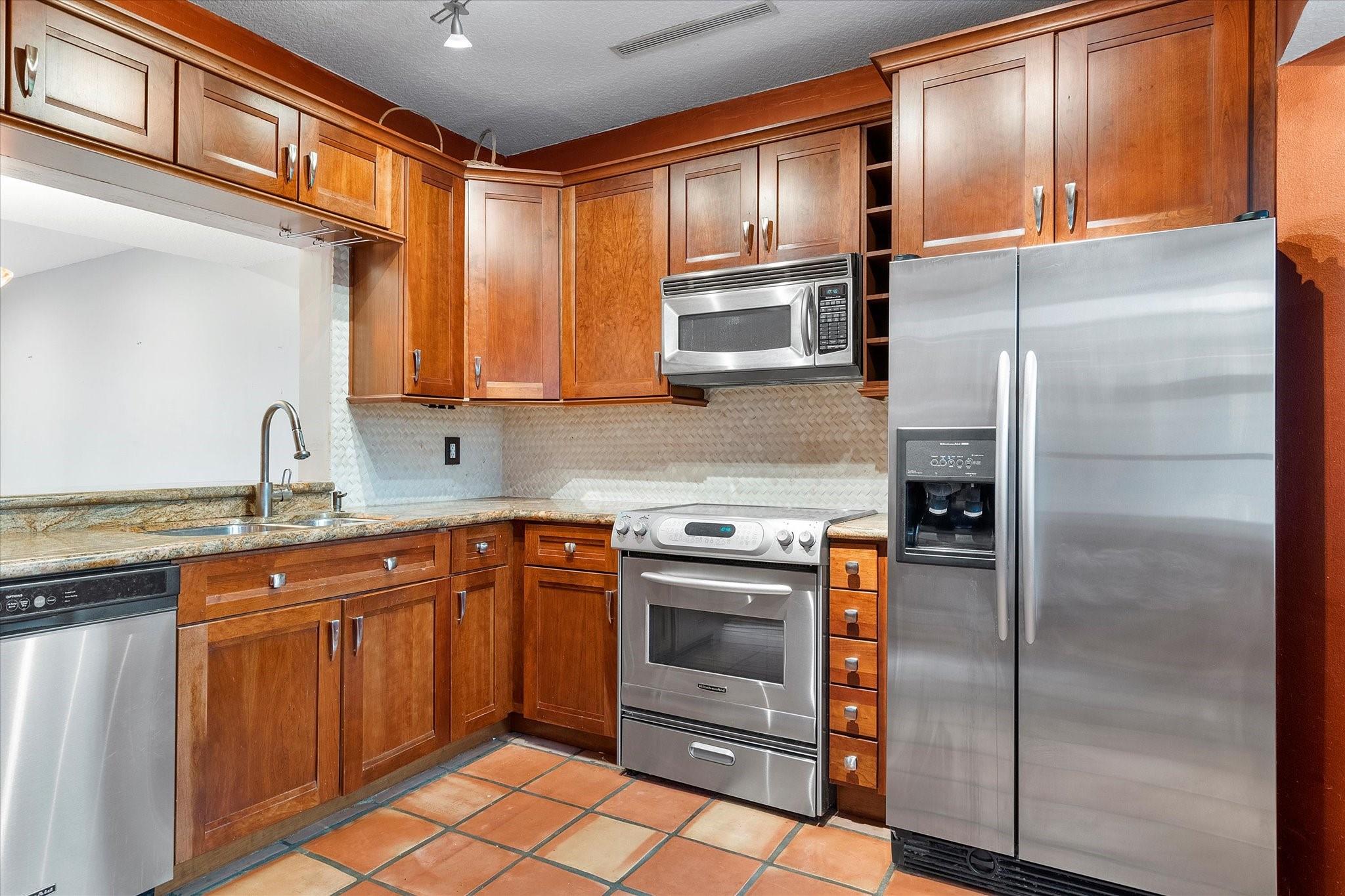 610 SE 14th Ct 6