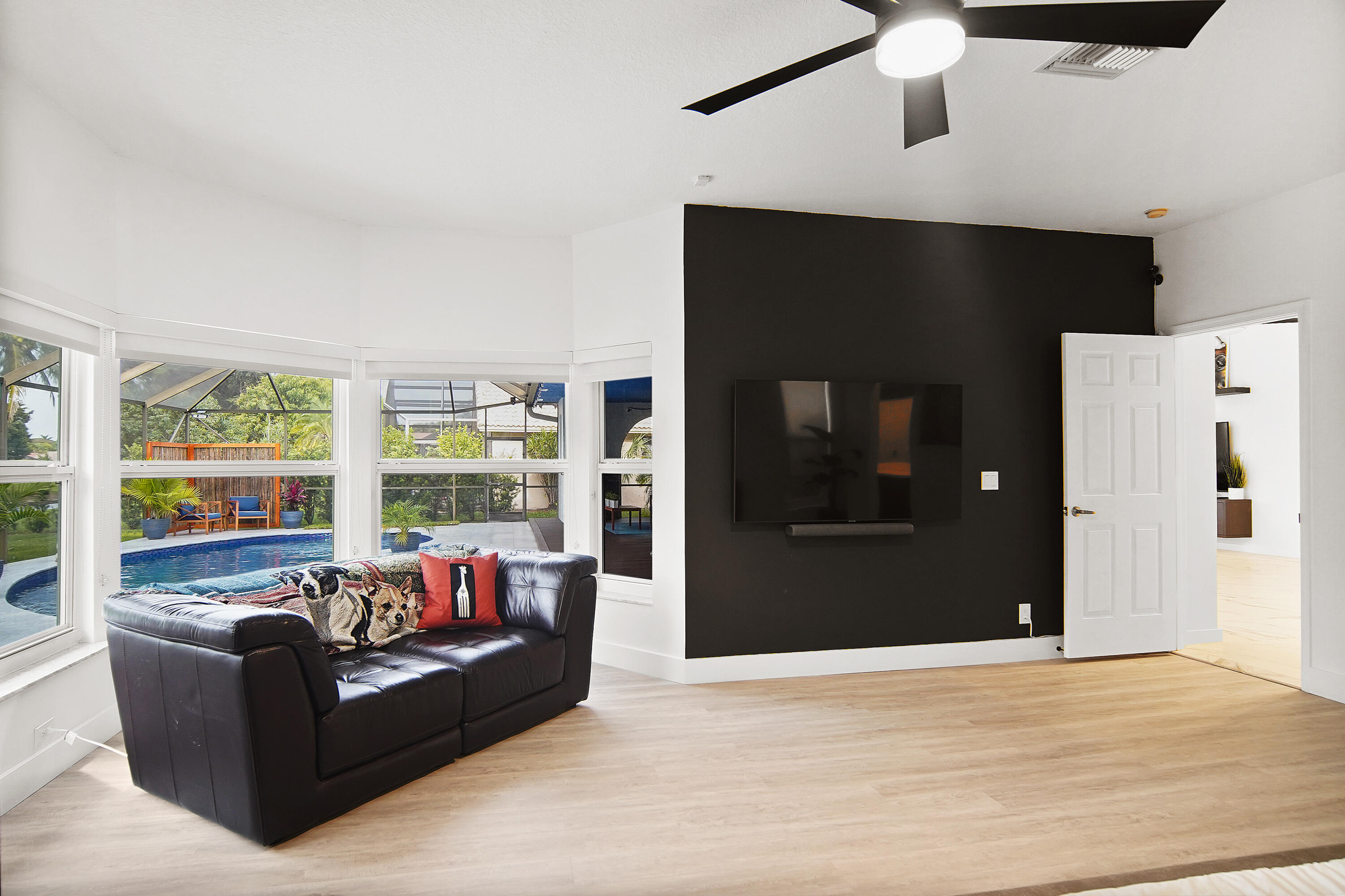 BOCA GREENS - Residential