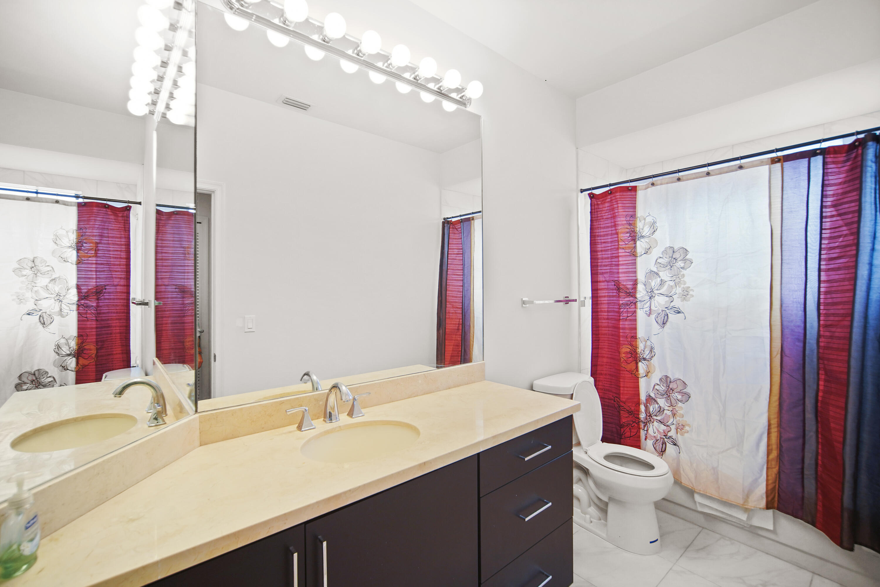 BOCA GREENS - Residential