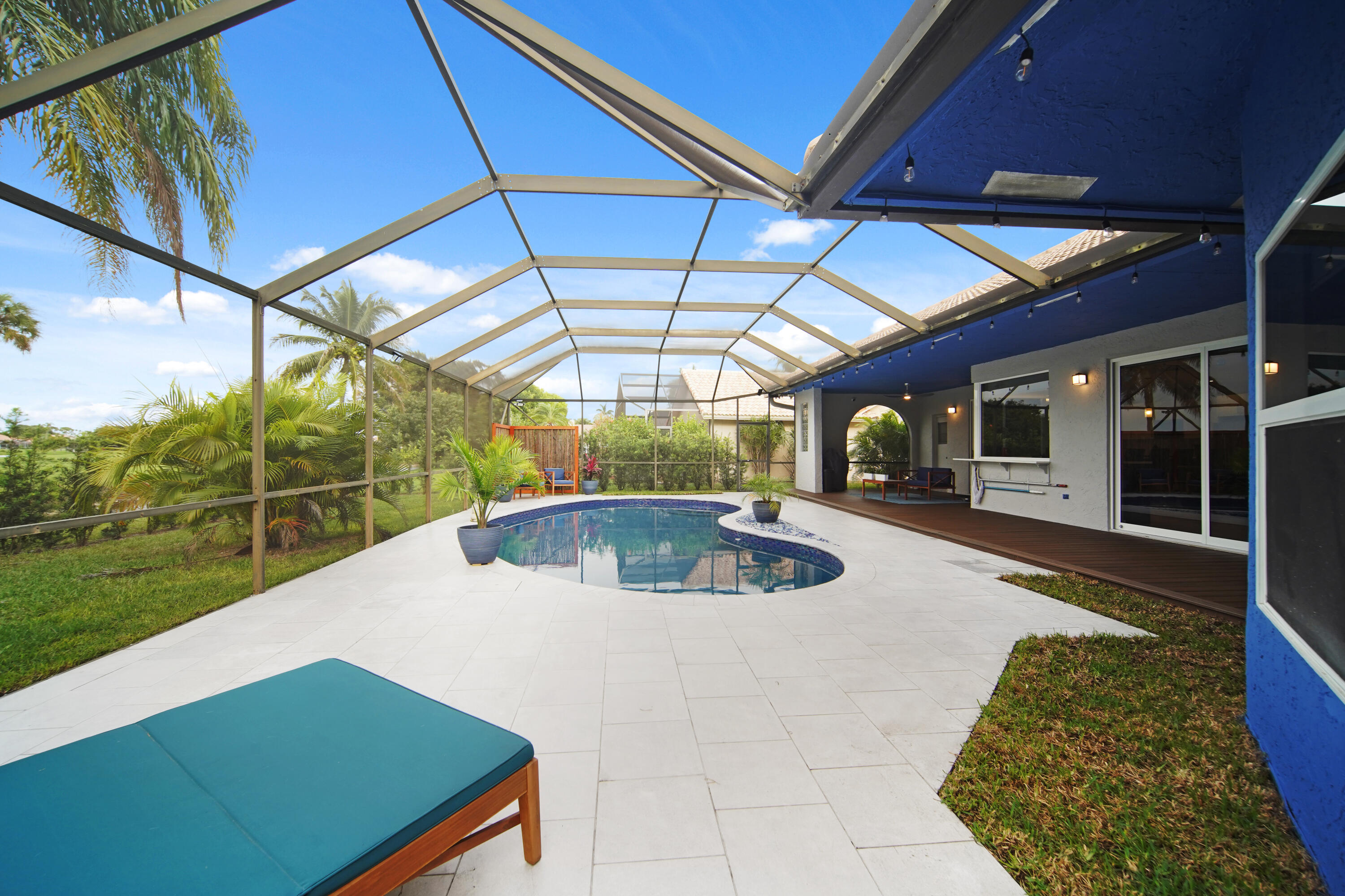 BOCA GREENS - Residential