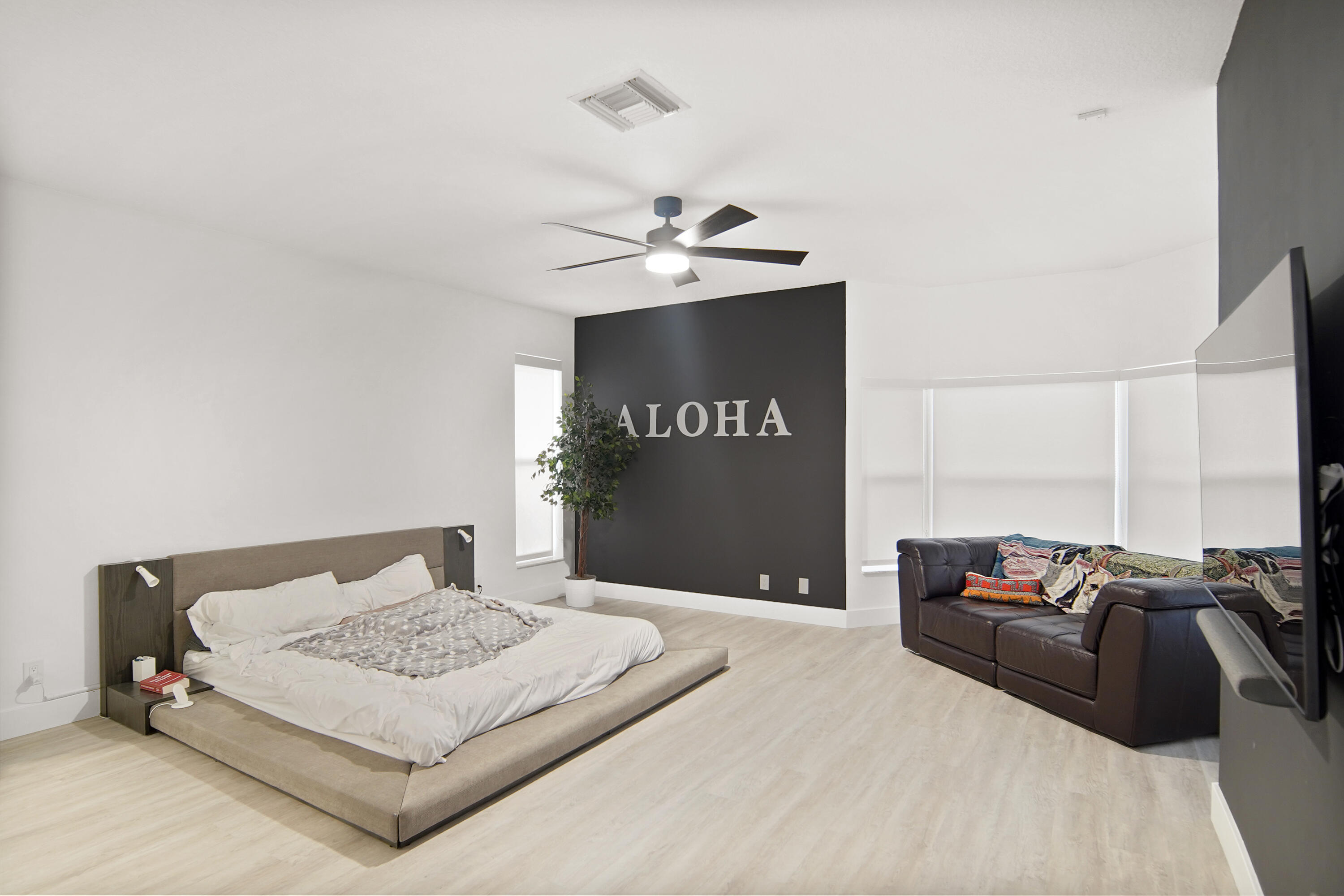 BOCA GREENS - Residential