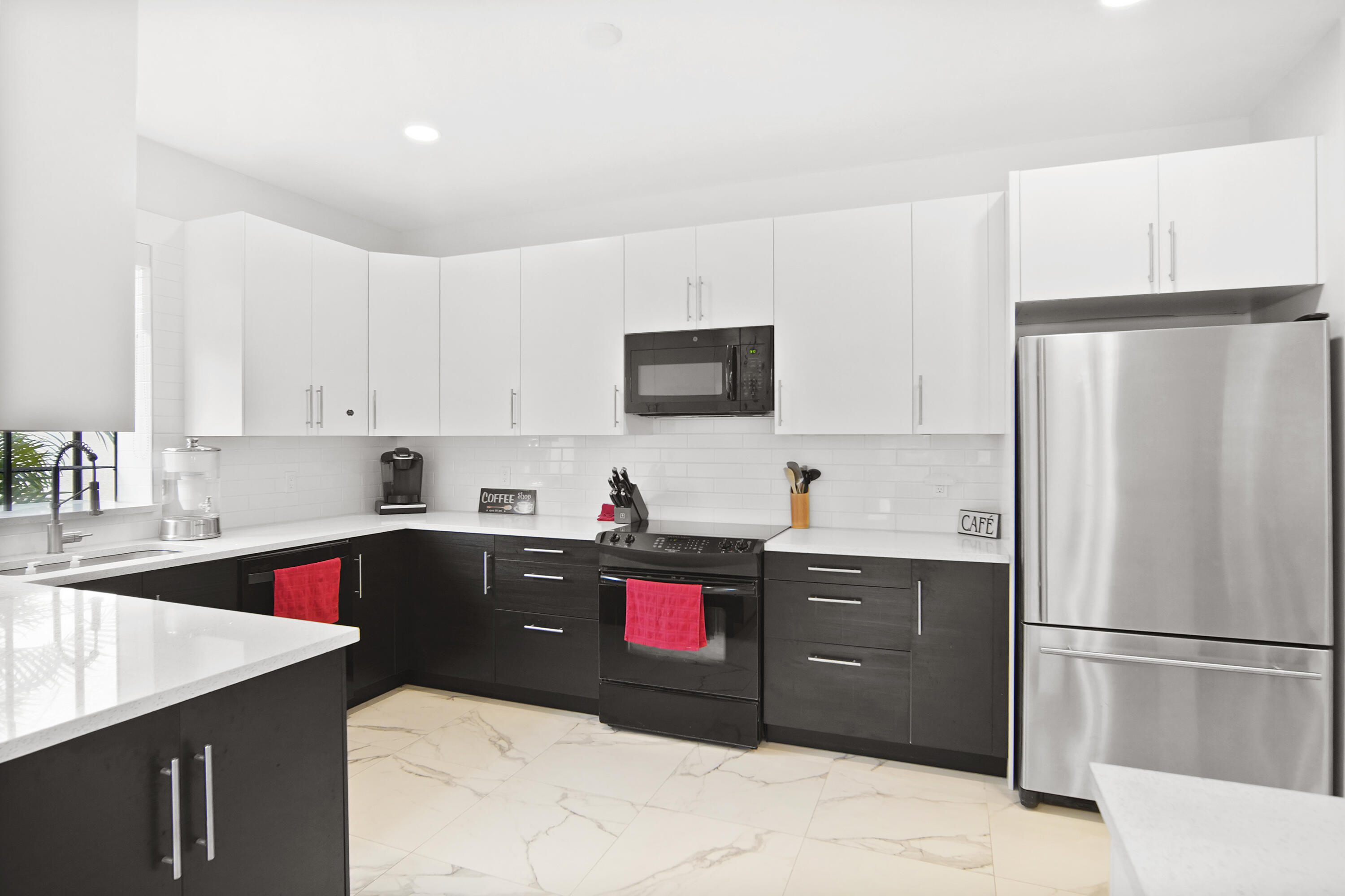 BOCA GREENS - Residential