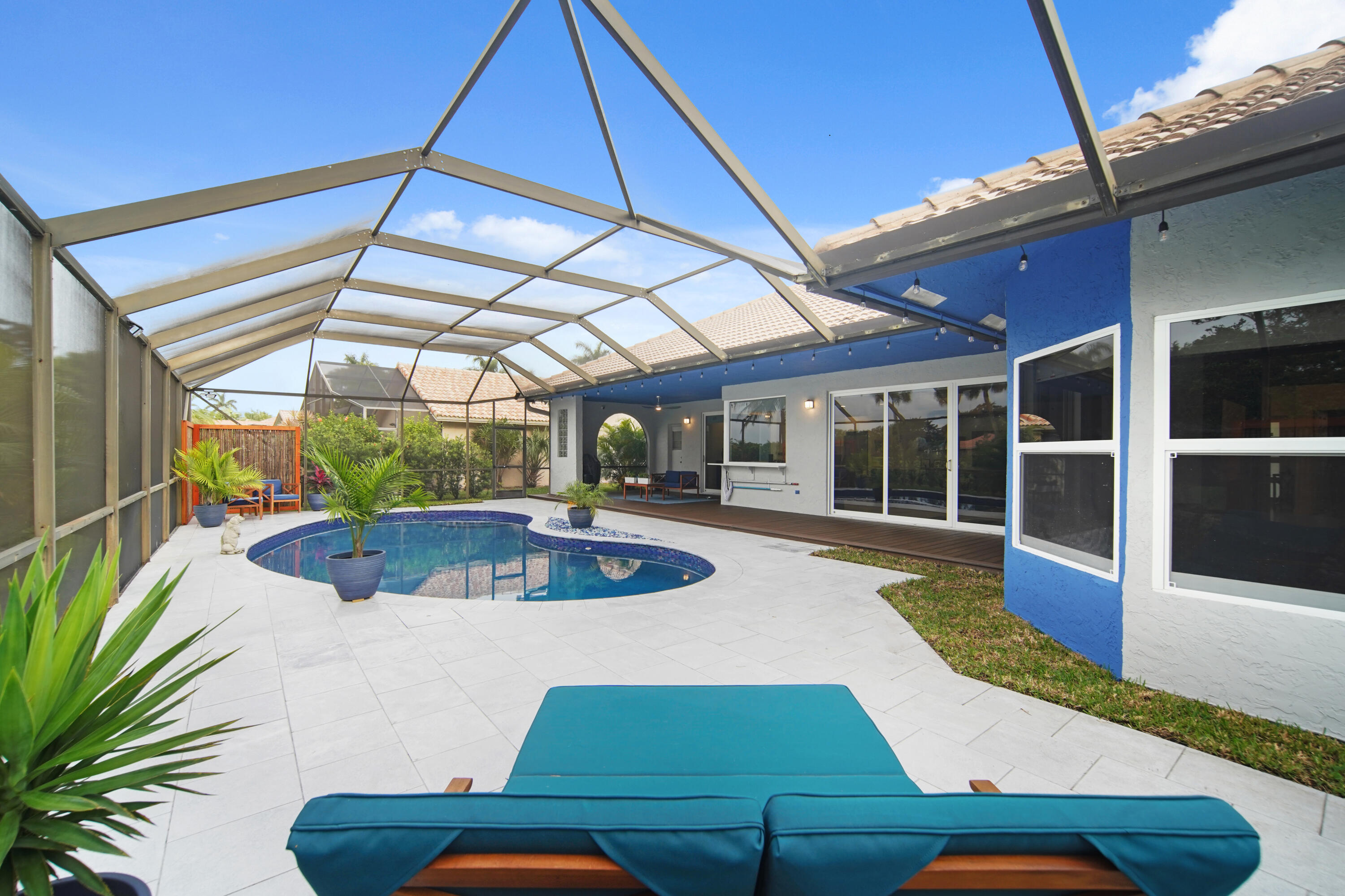 BOCA GREENS - Residential