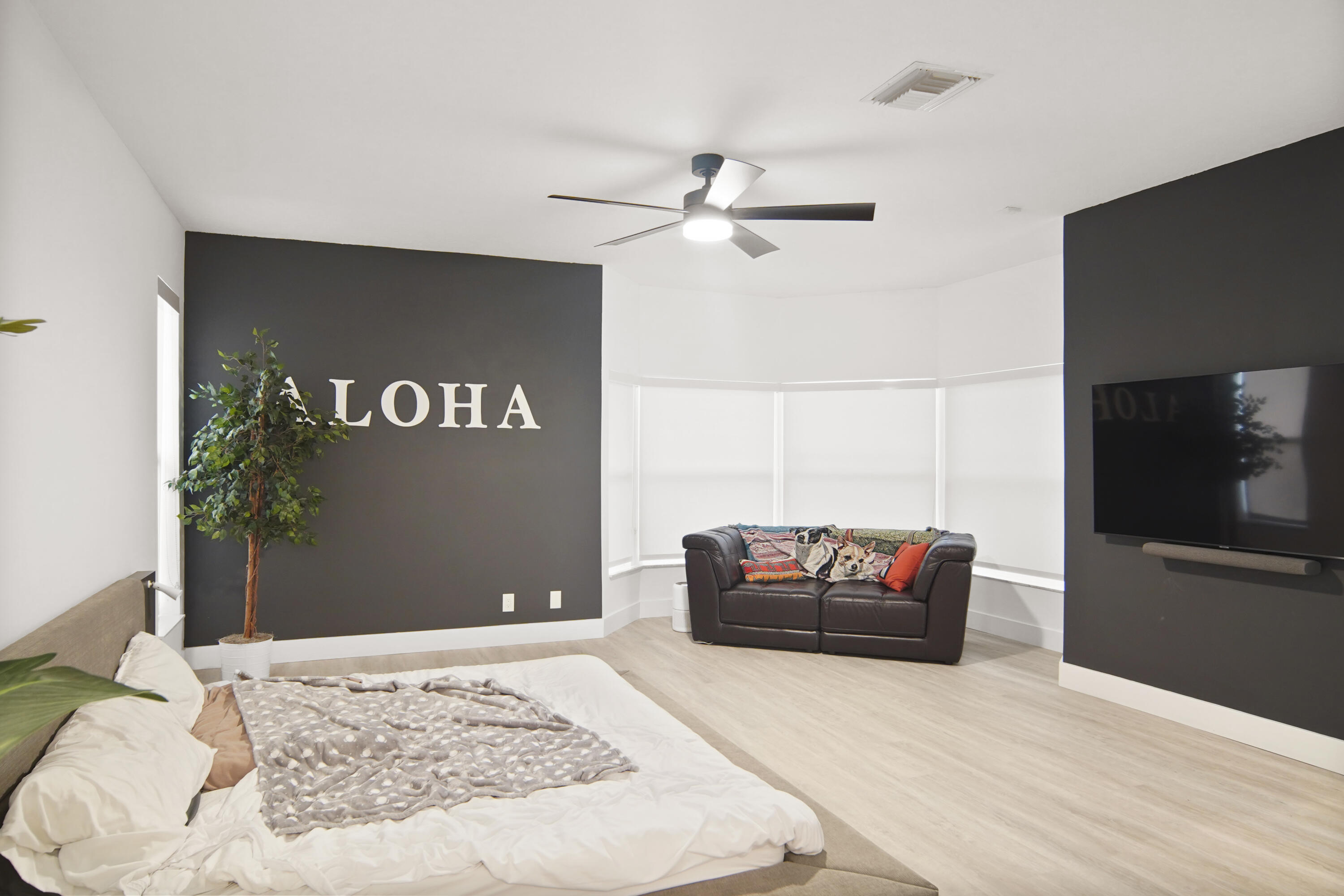 BOCA GREENS - Residential