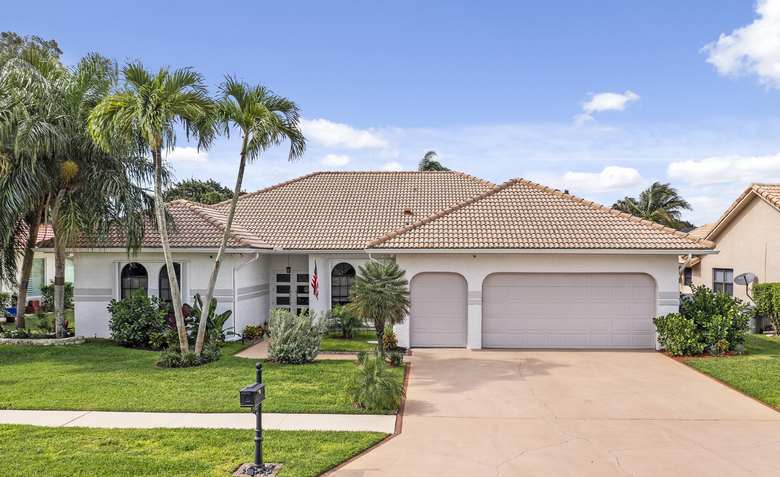 BOCA GREENS - Residential