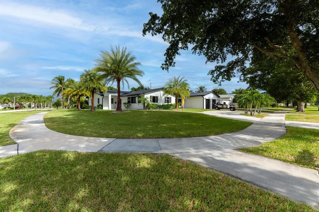 Photo of 551 Marlin Road, North Palm Beach, FL 33408 (MLS # R10855237)