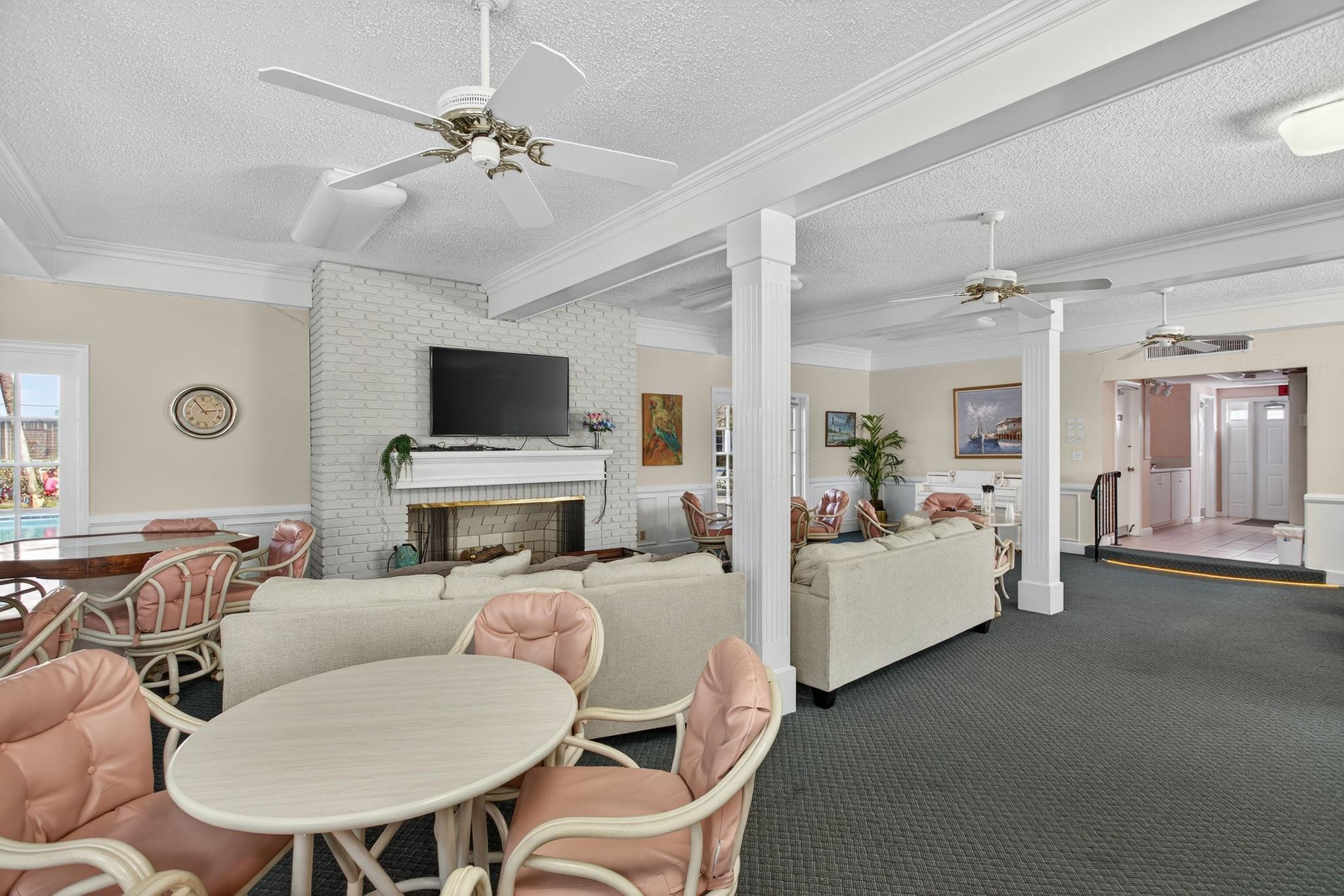 THE VIRGINIAN APARTMENTS - Residential