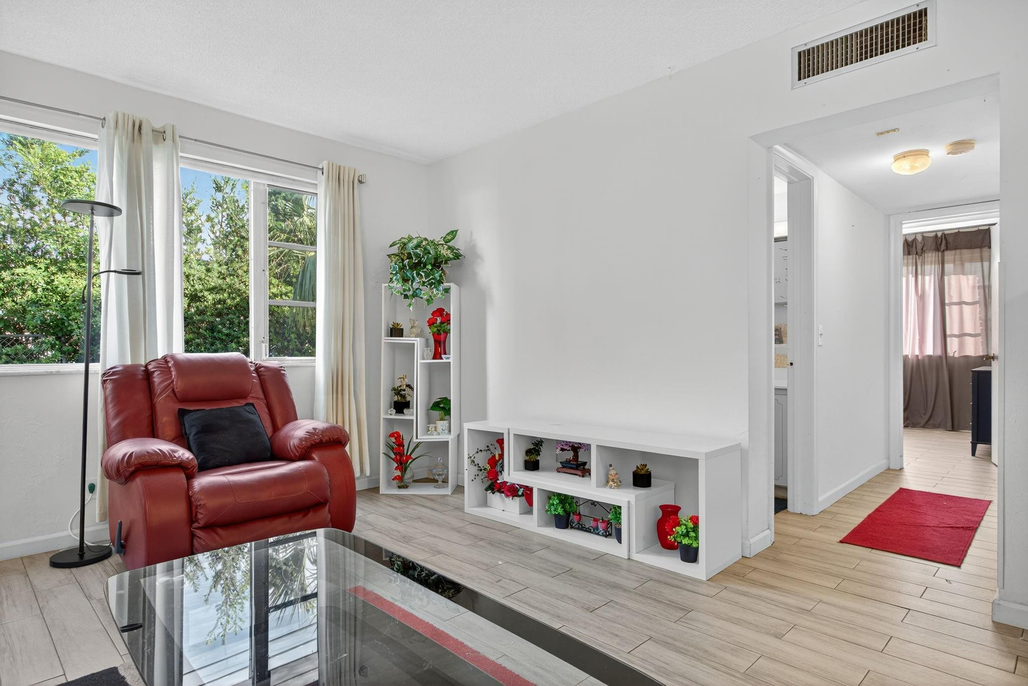 THE VIRGINIAN APARTMENTS - Residential