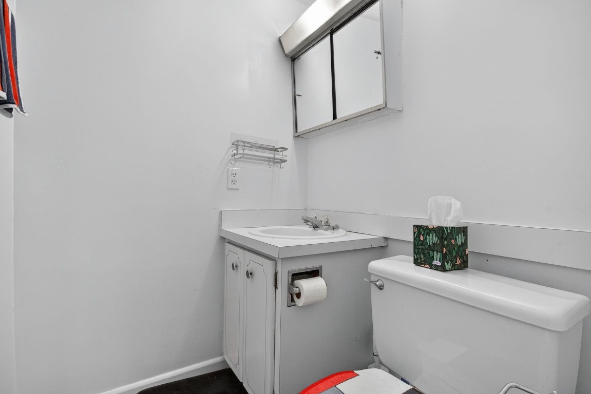 THE VIRGINIAN APARTMENTS - Residential