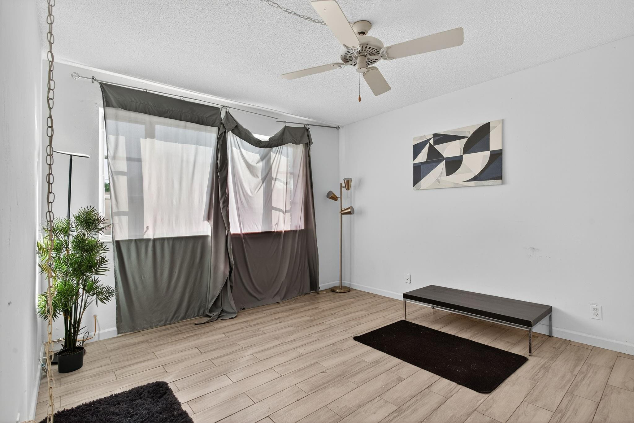 THE VIRGINIAN APARTMENTS - Residential