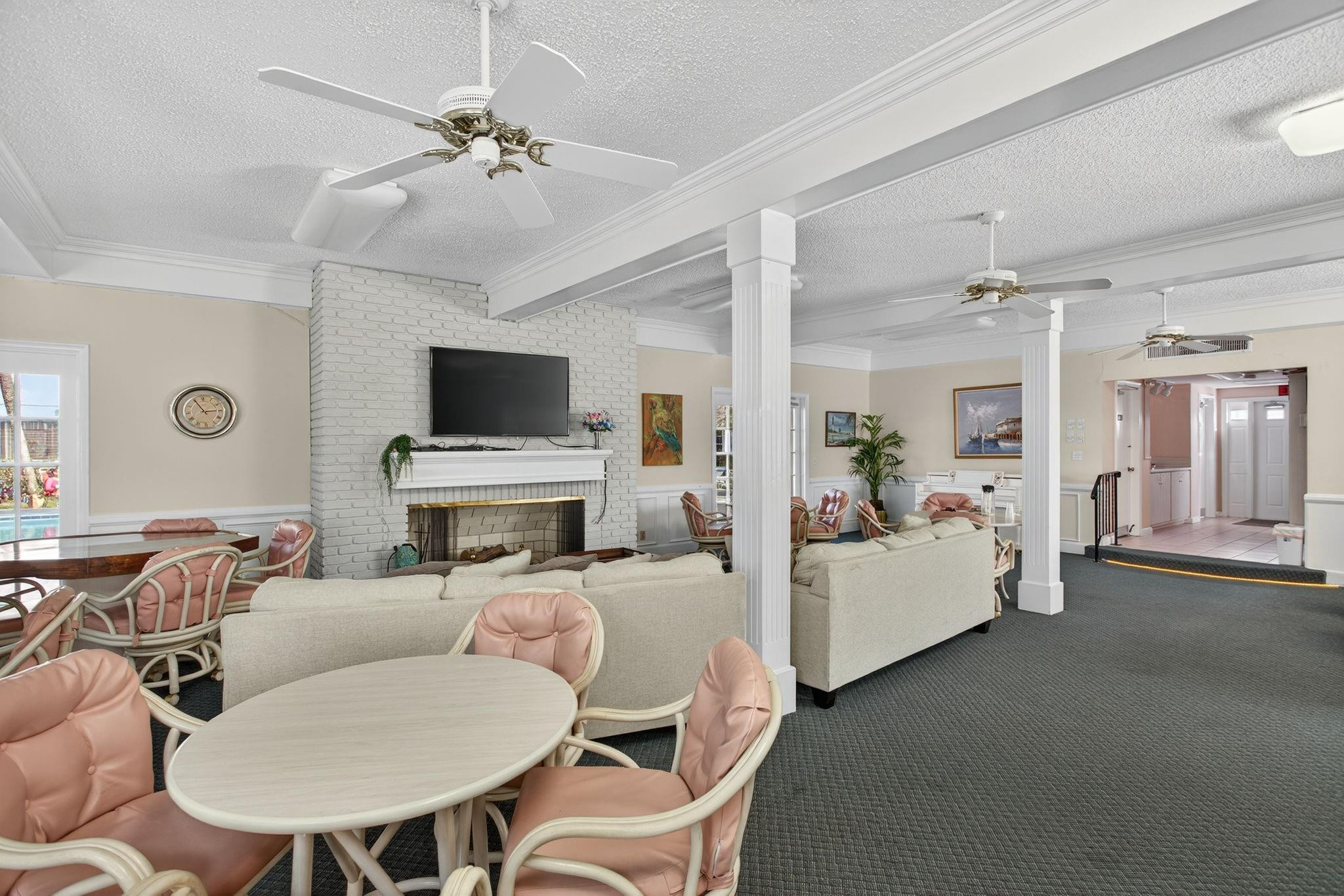 THE VIRGINIAN APARTMENTS - Residential