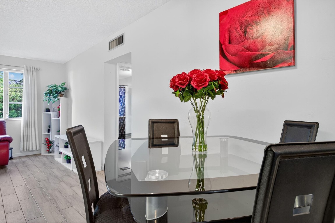 THE VIRGINIAN APARTMENTS - Residential