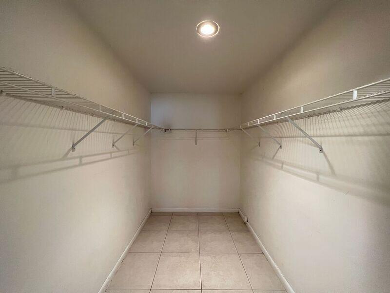 COUNTRYSIDE AT WELLEBY - Residential