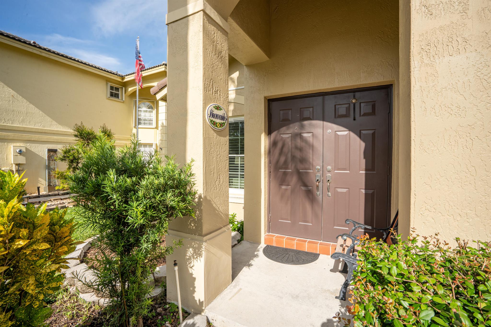 370 SW 203rd Avenue