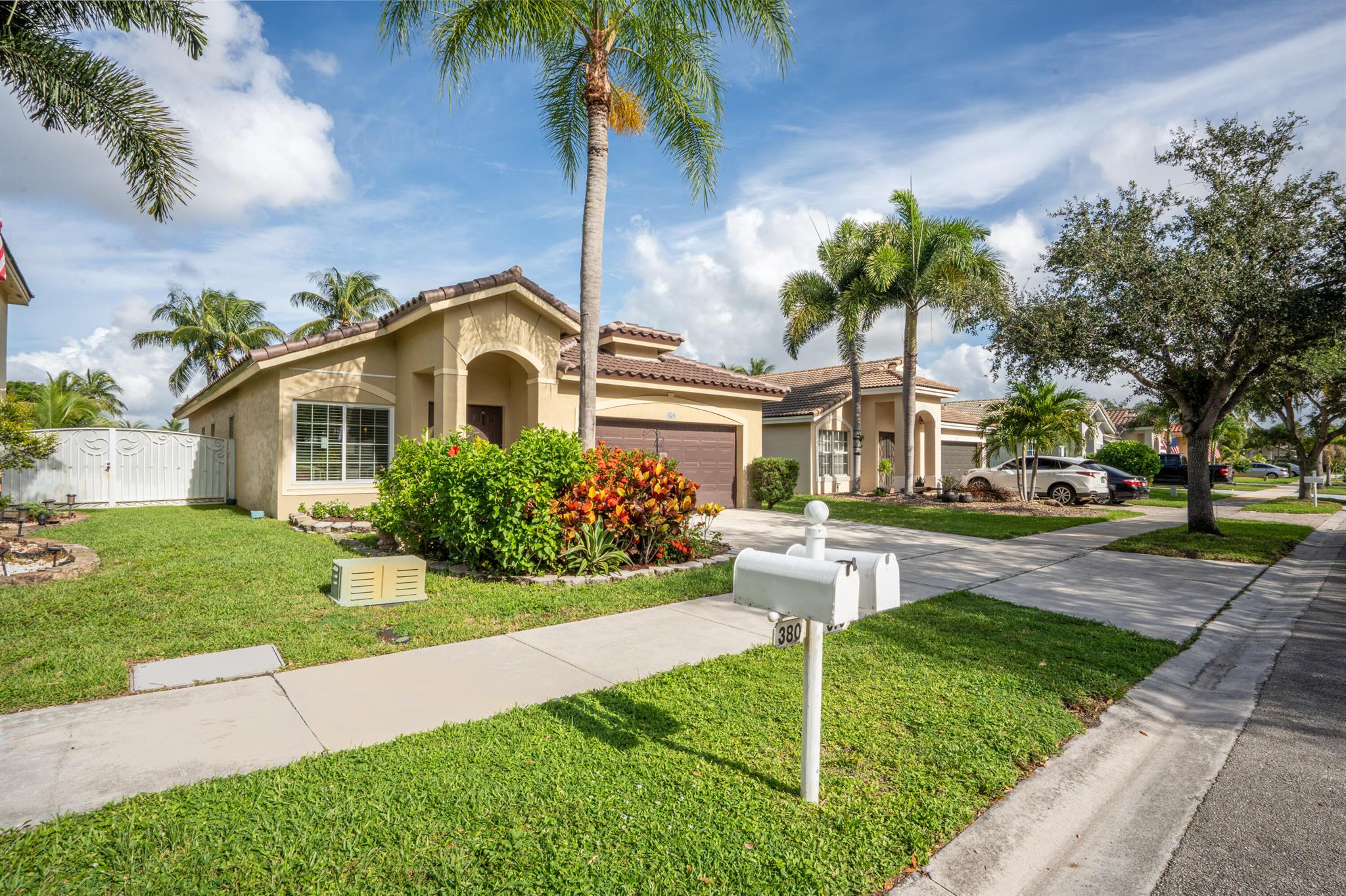 370 SW 203rd Avenue