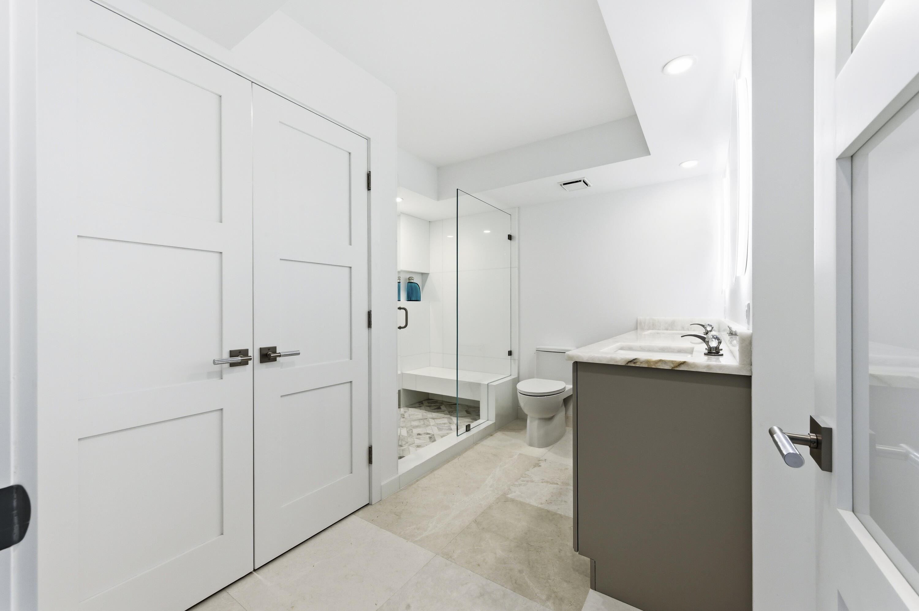 WATER GLADES CONDO - Residential