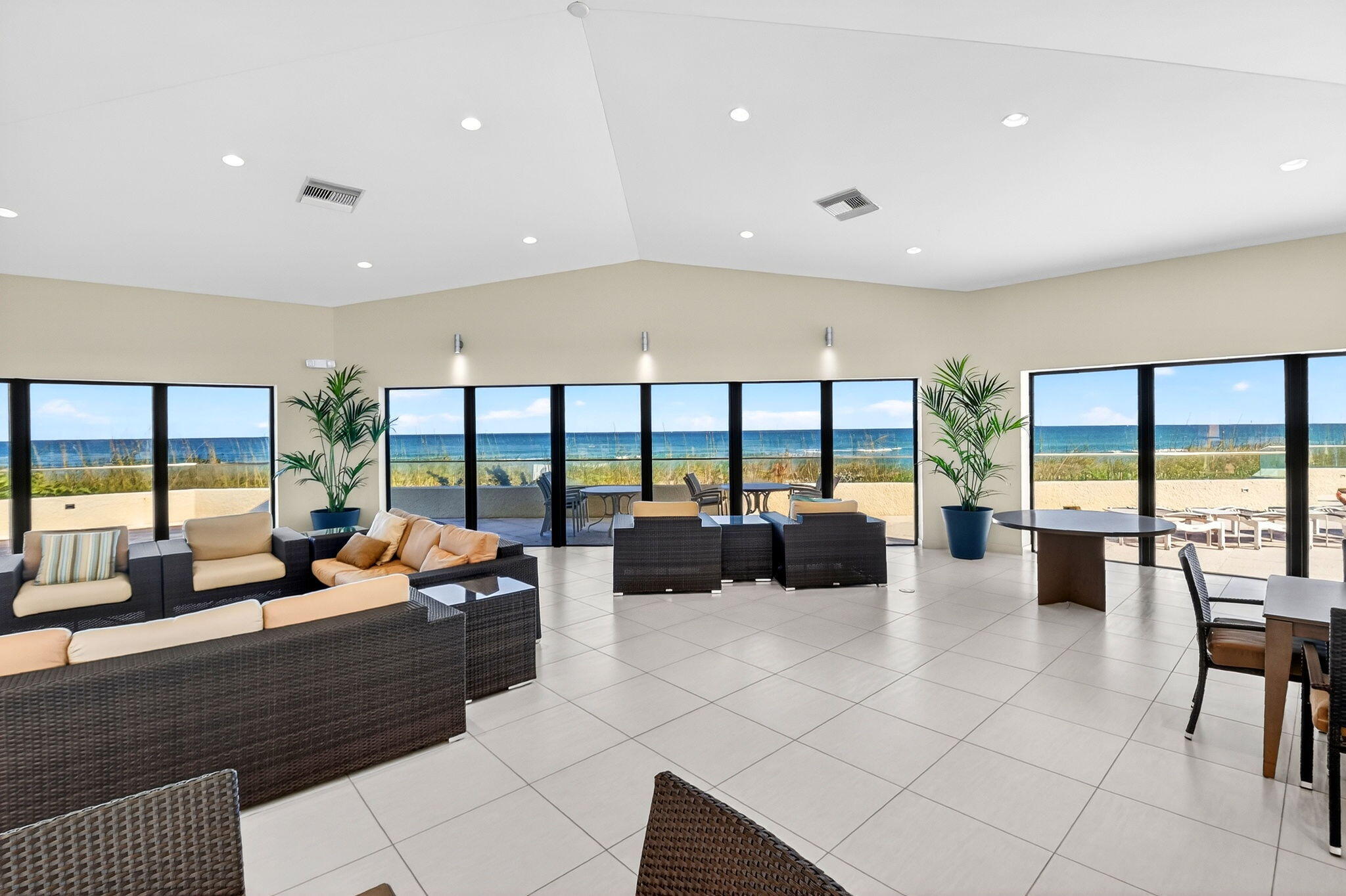 WATER GLADES CONDO - Residential