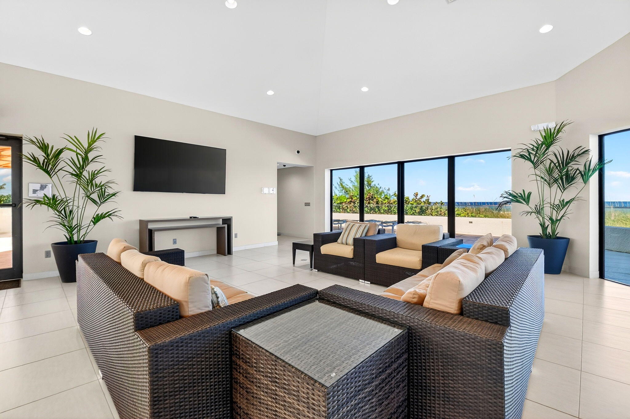 WATER GLADES CONDO - Residential