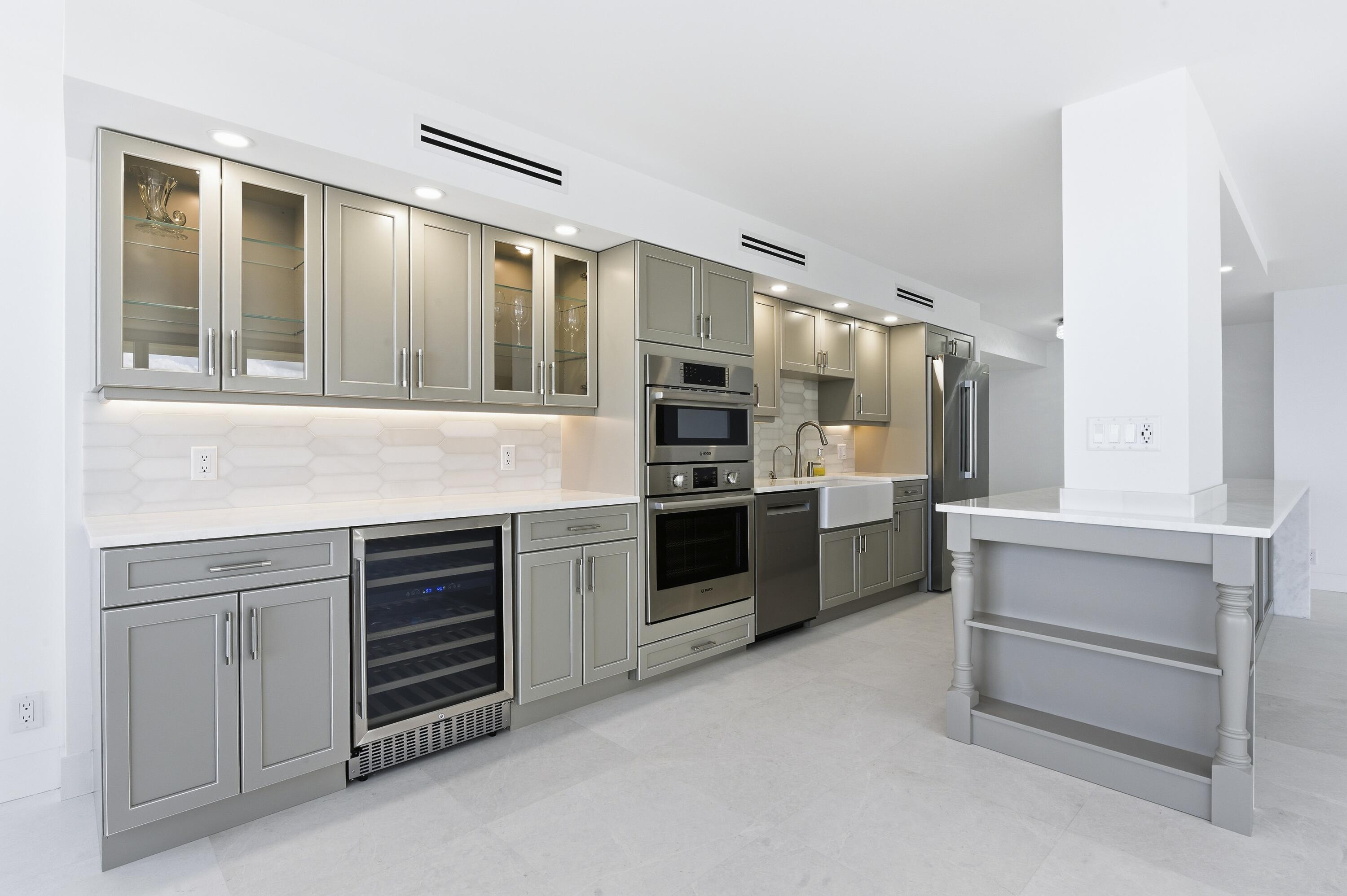 WATER GLADES CONDO - Residential