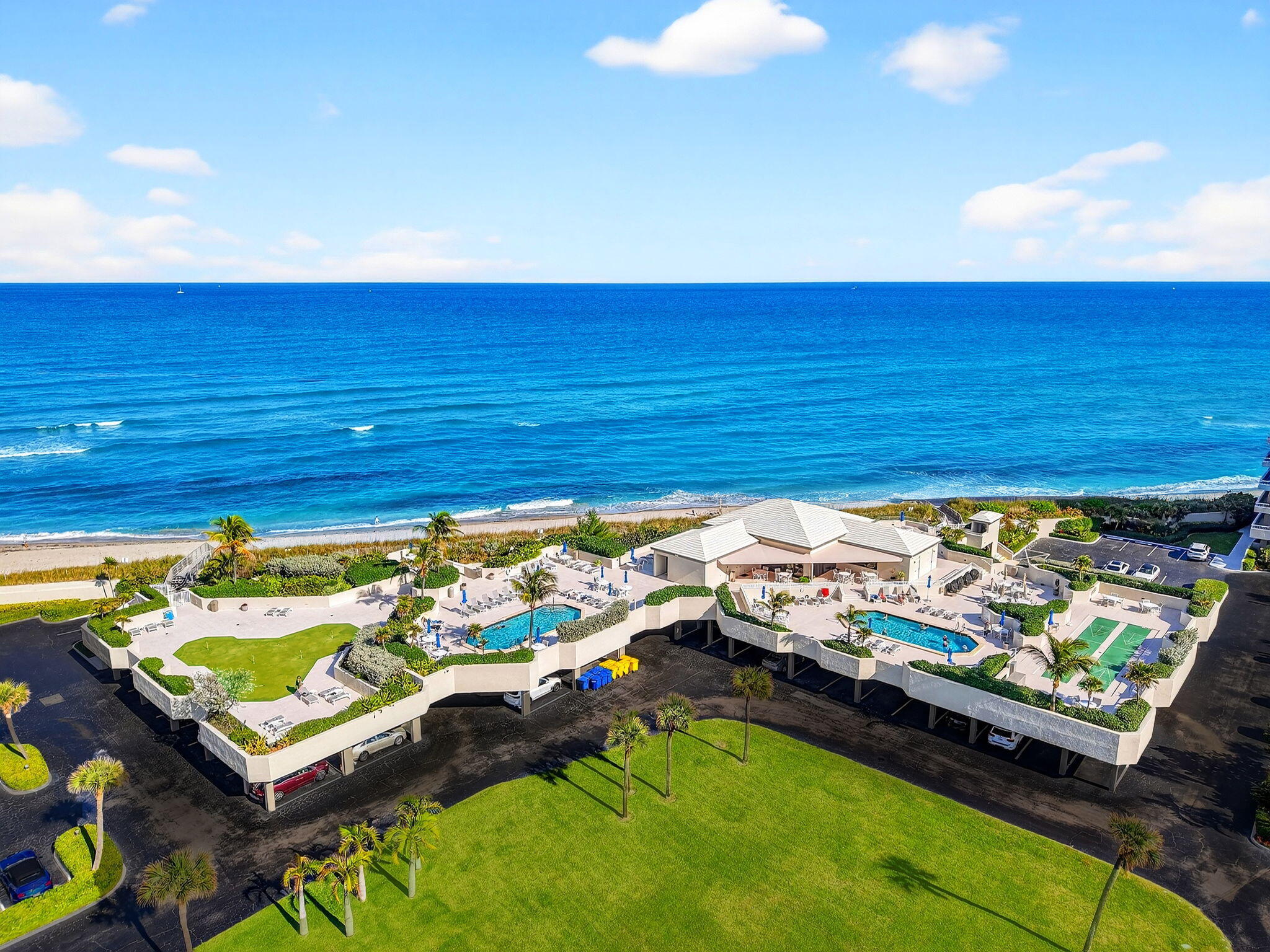 WATER GLADES CONDO - Residential