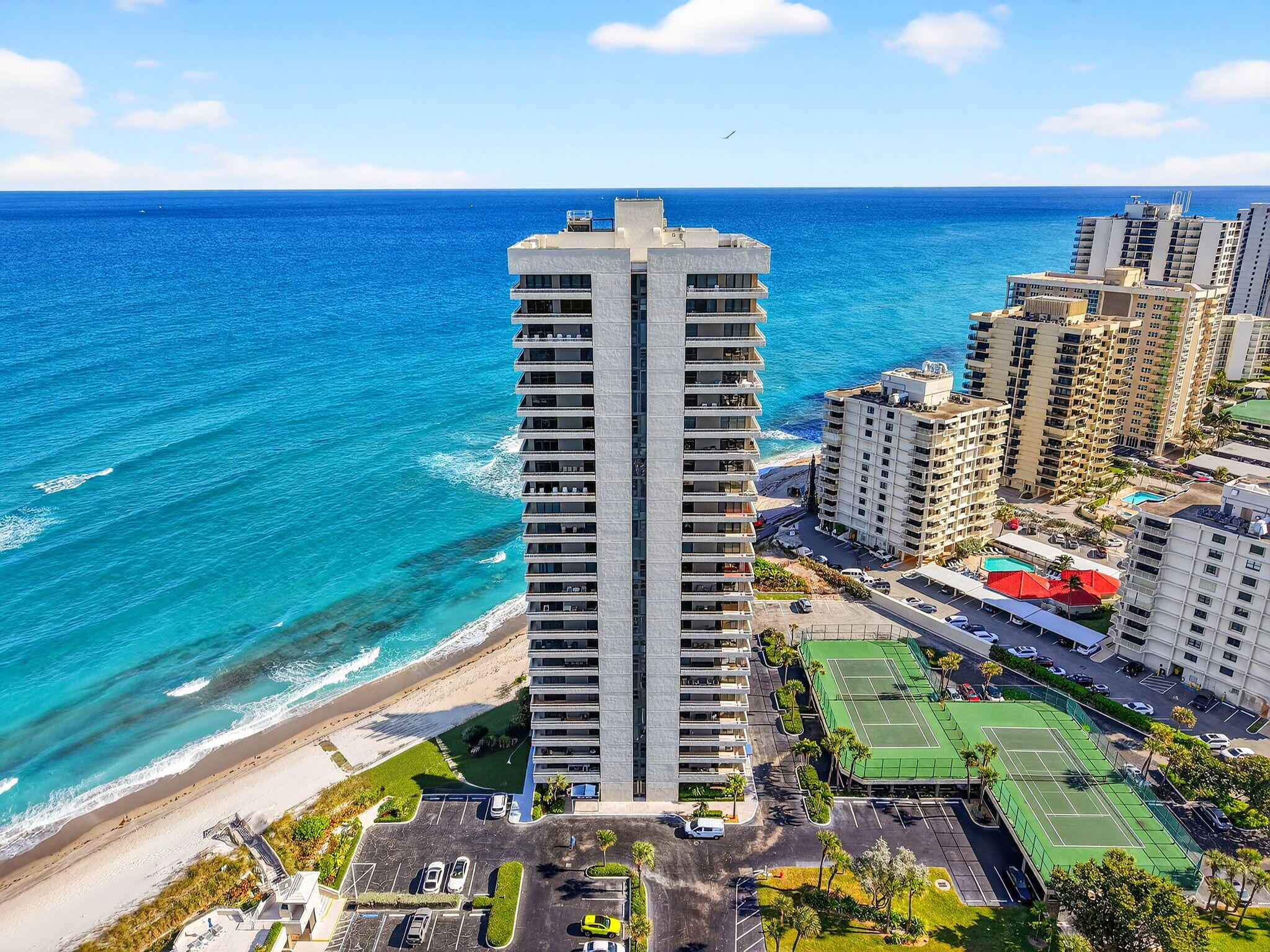 WATER GLADES CONDO - Residential