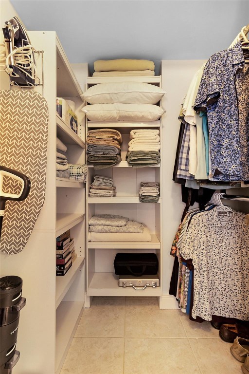 Drake Tower Condo - Residential Lease