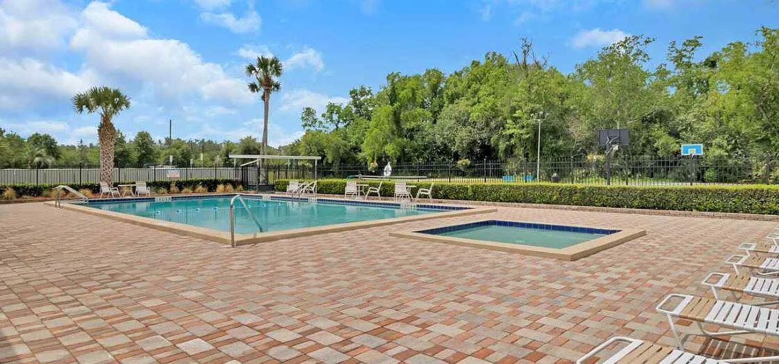 The Breakers - Residential