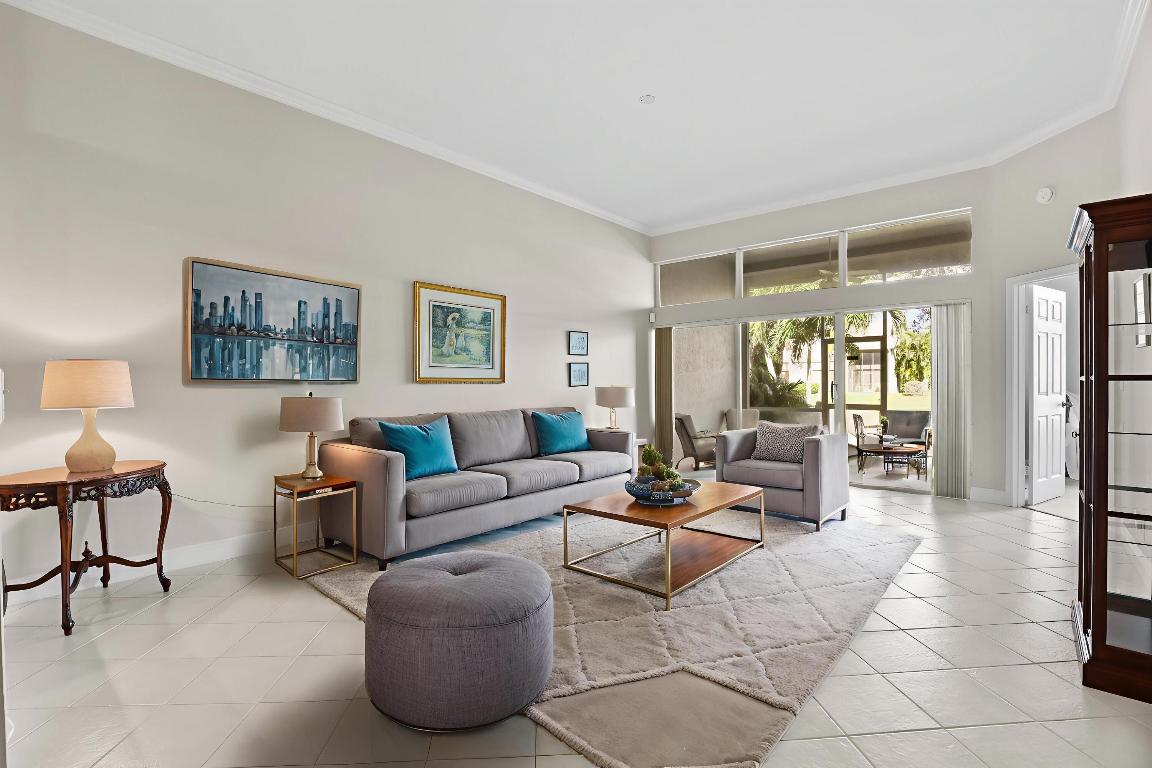 MONTEREY LAKE - Residential