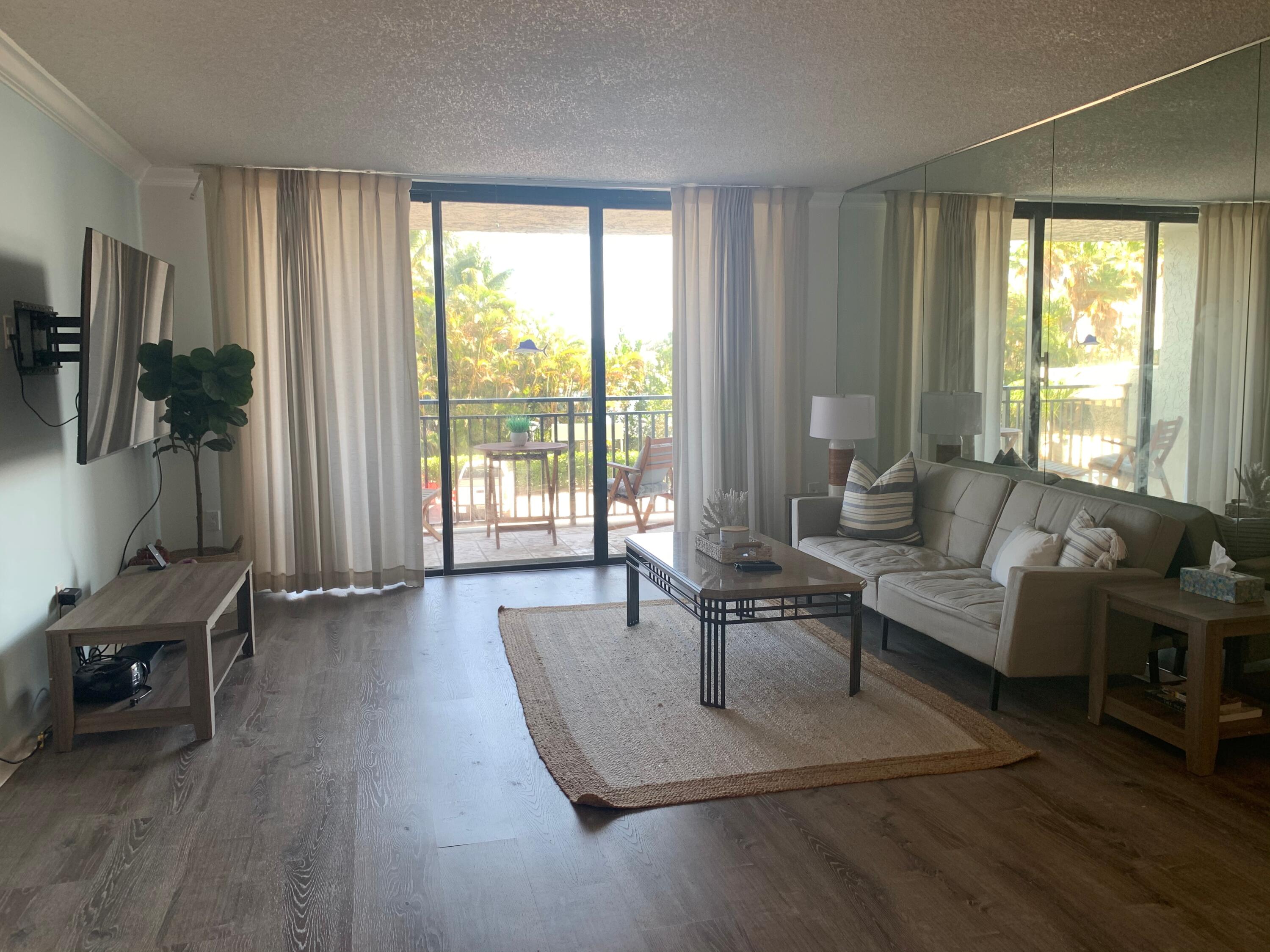 REGENCY HIGHLAND CLUB CONDO - Residential