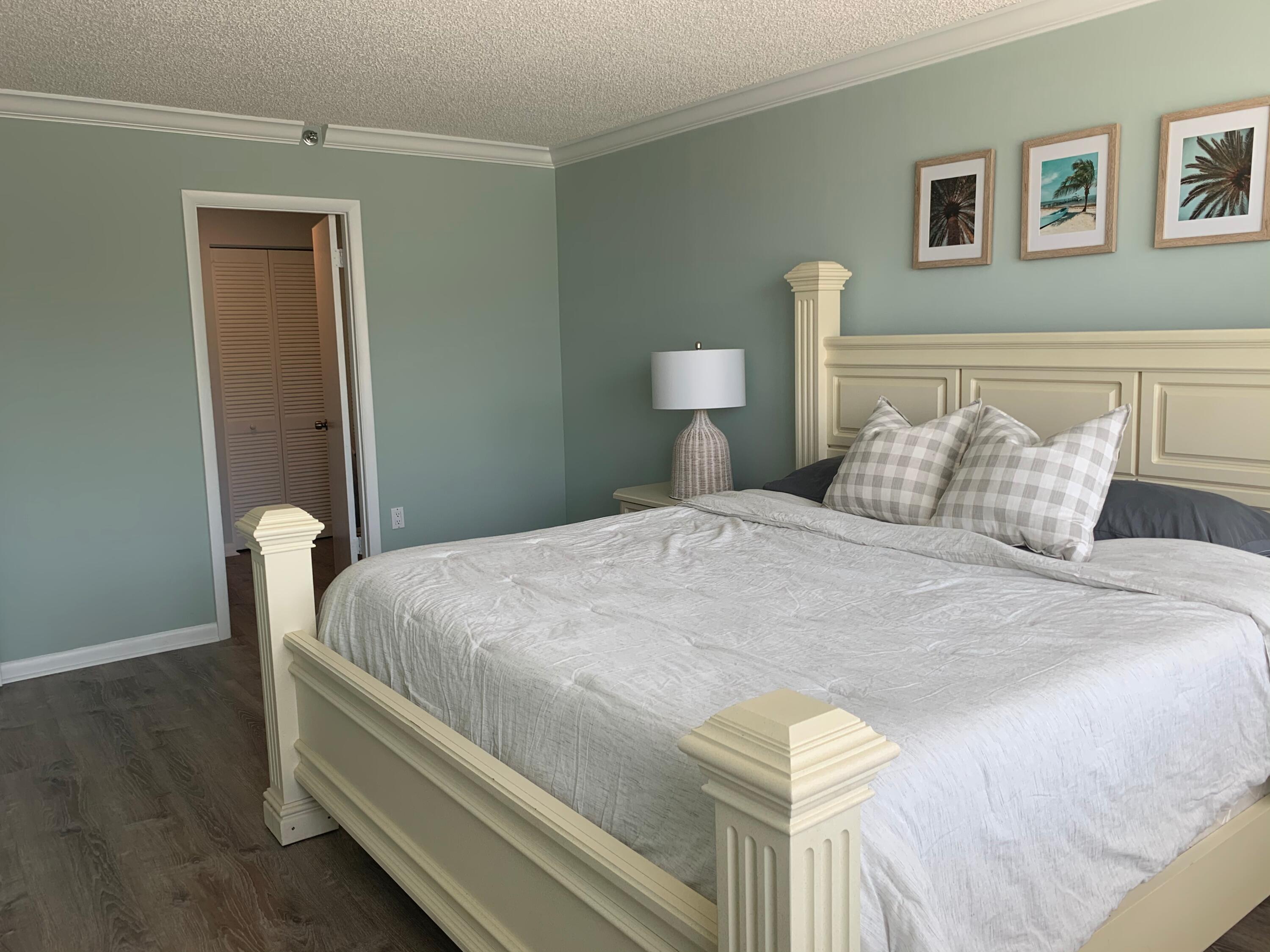 REGENCY HIGHLAND CLUB CONDO - Residential