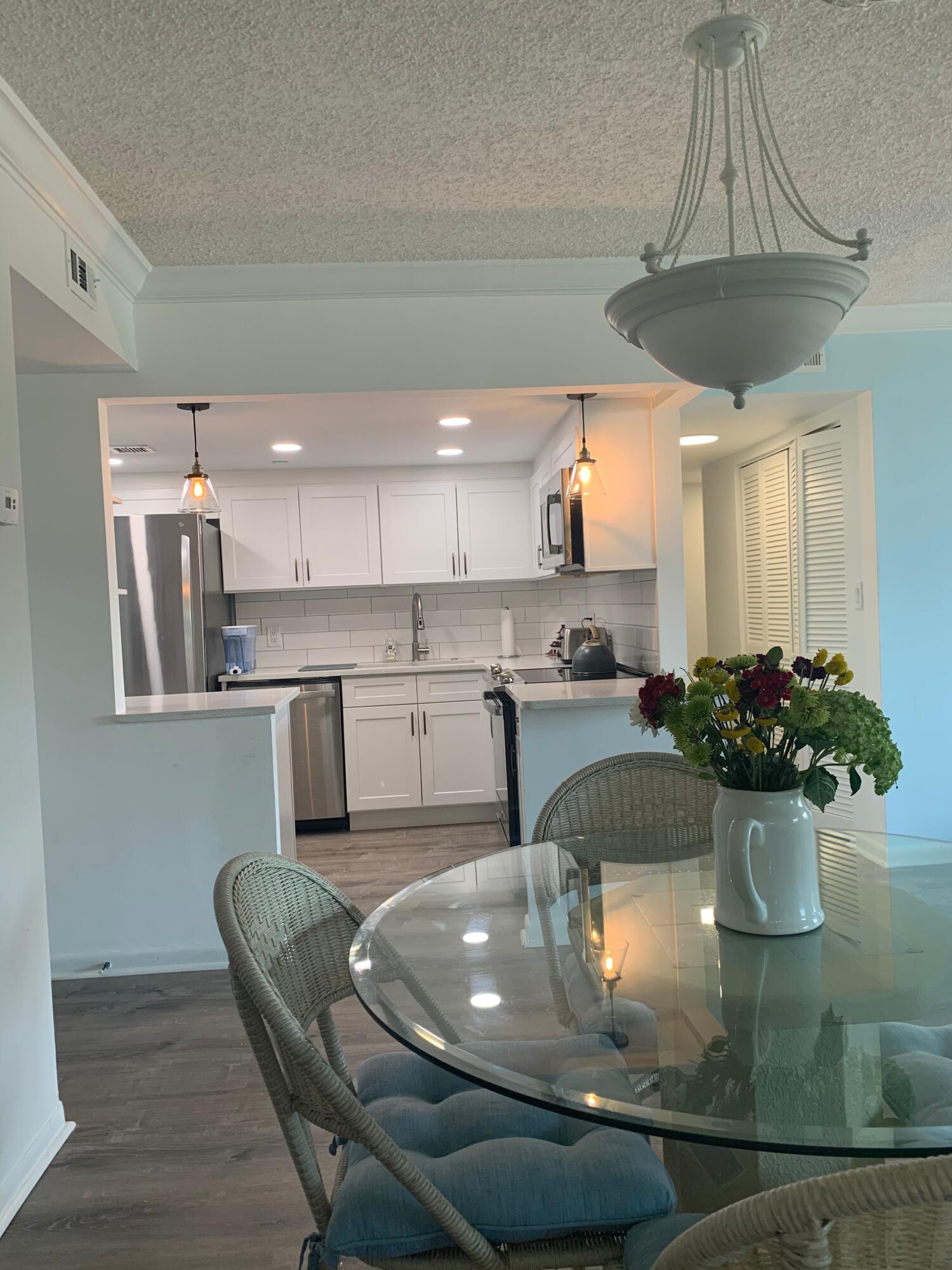 REGENCY HIGHLAND CLUB CONDO - Residential