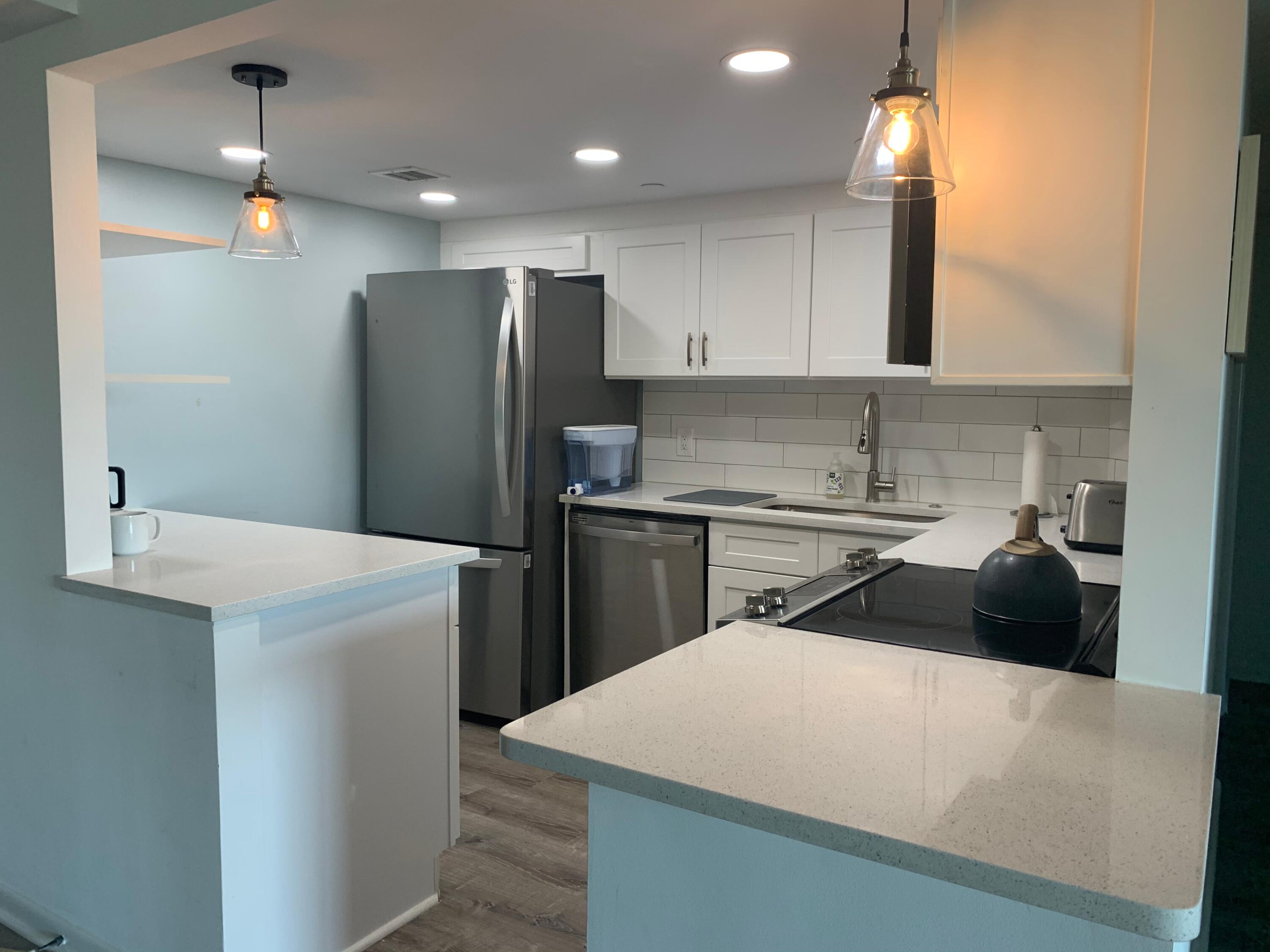 REGENCY HIGHLAND CLUB CONDO - Residential