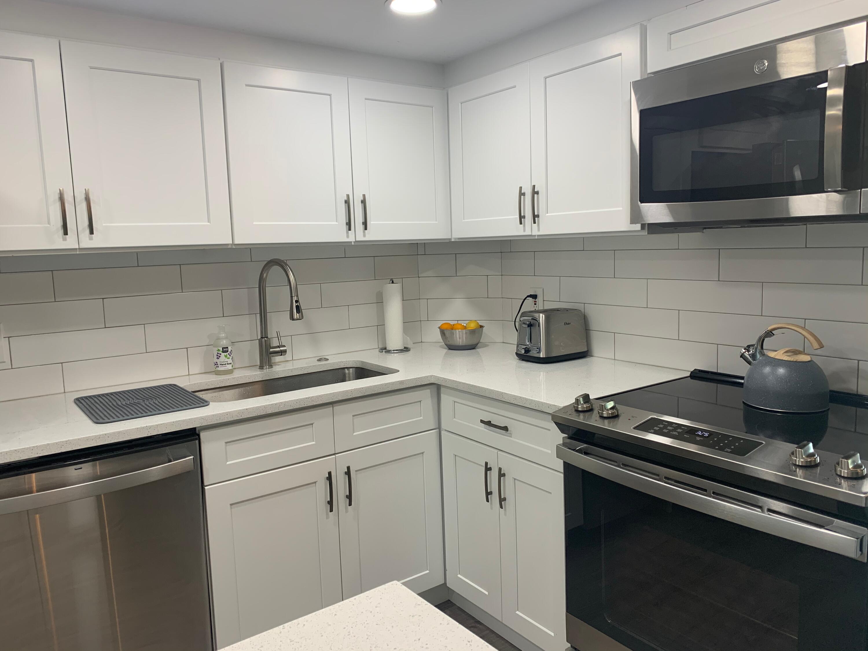 REGENCY HIGHLAND CLUB CONDO - Residential